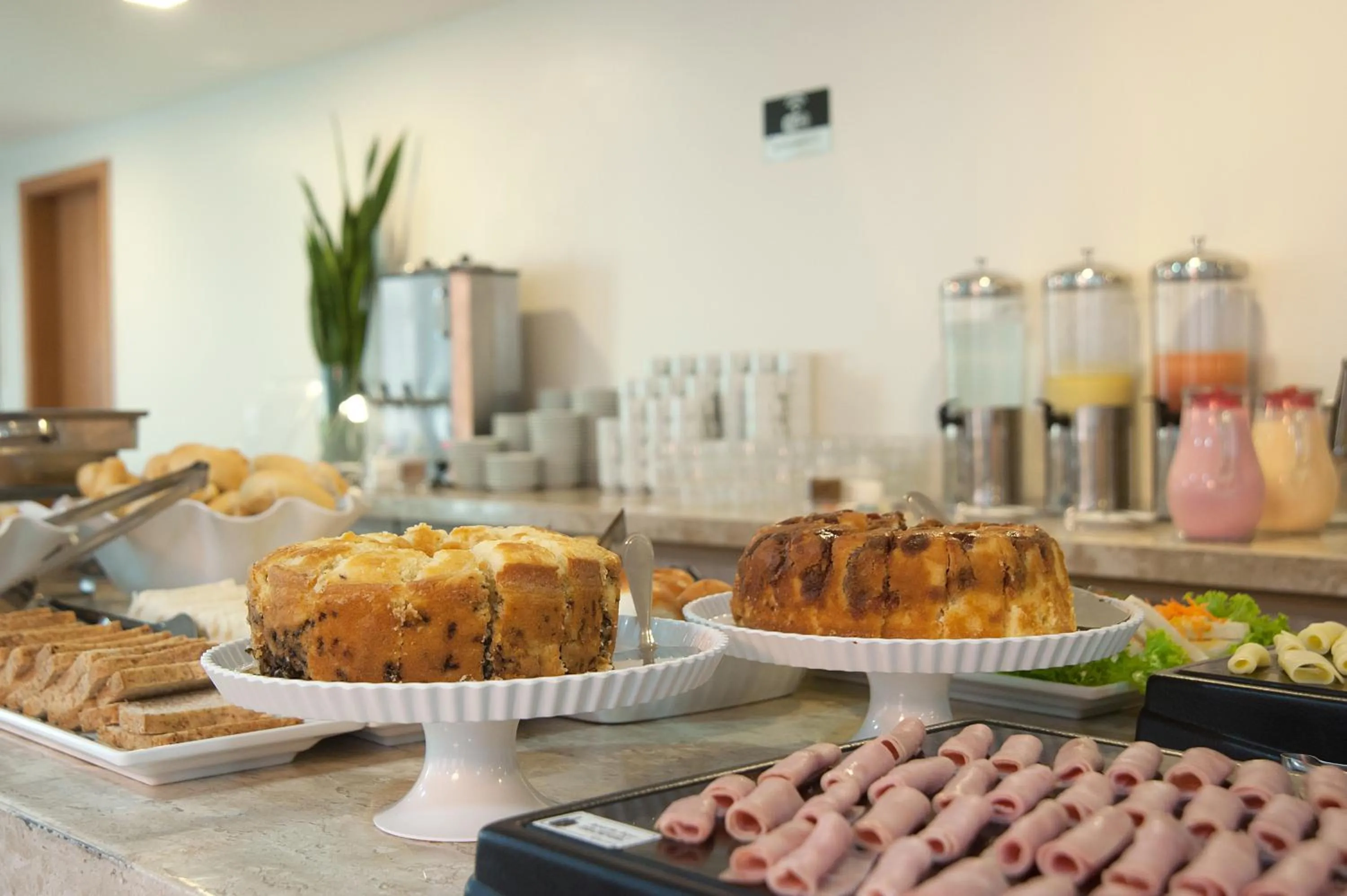 Buffet breakfast in Hotel da Villa