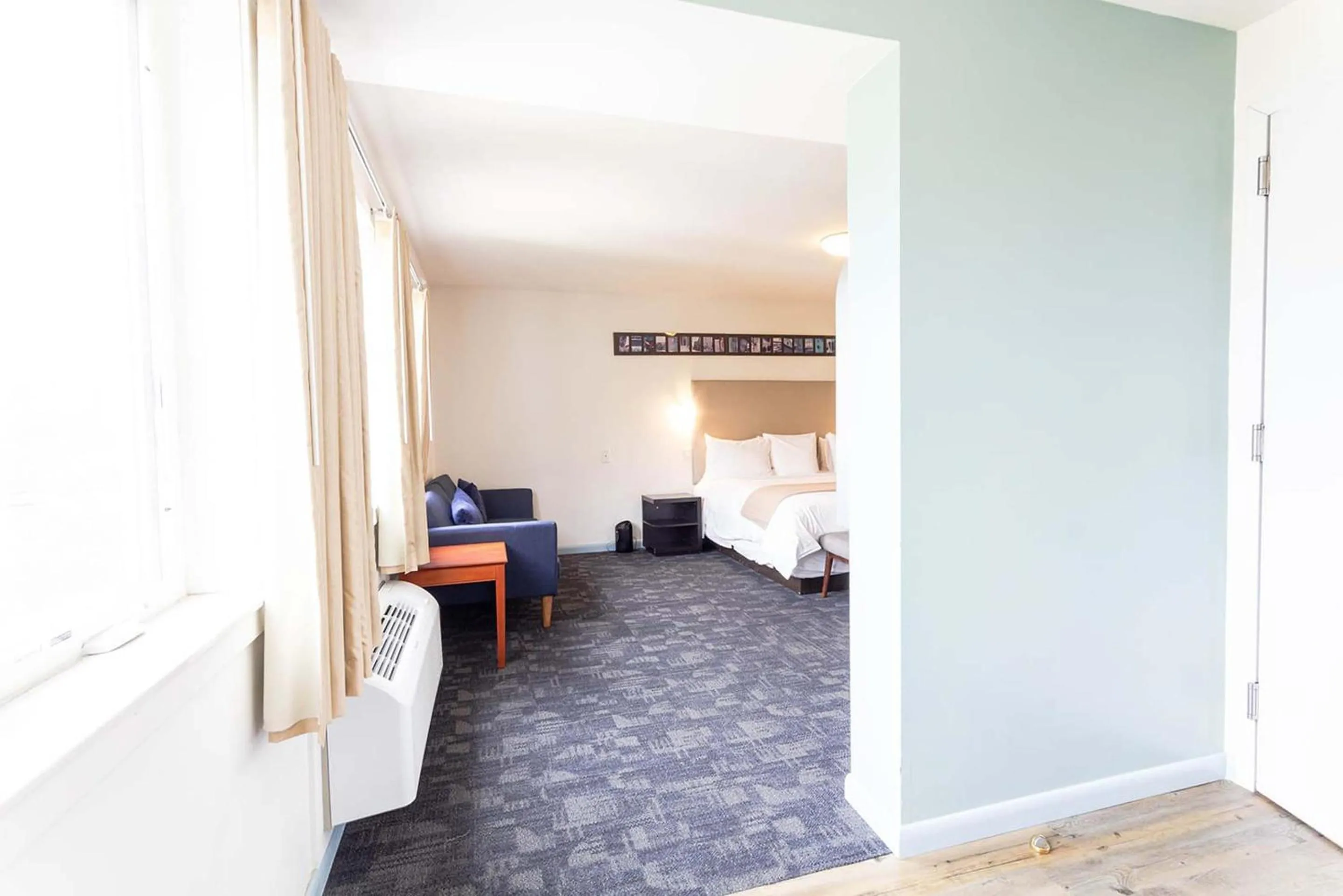 Bed in Greenporter Hotel