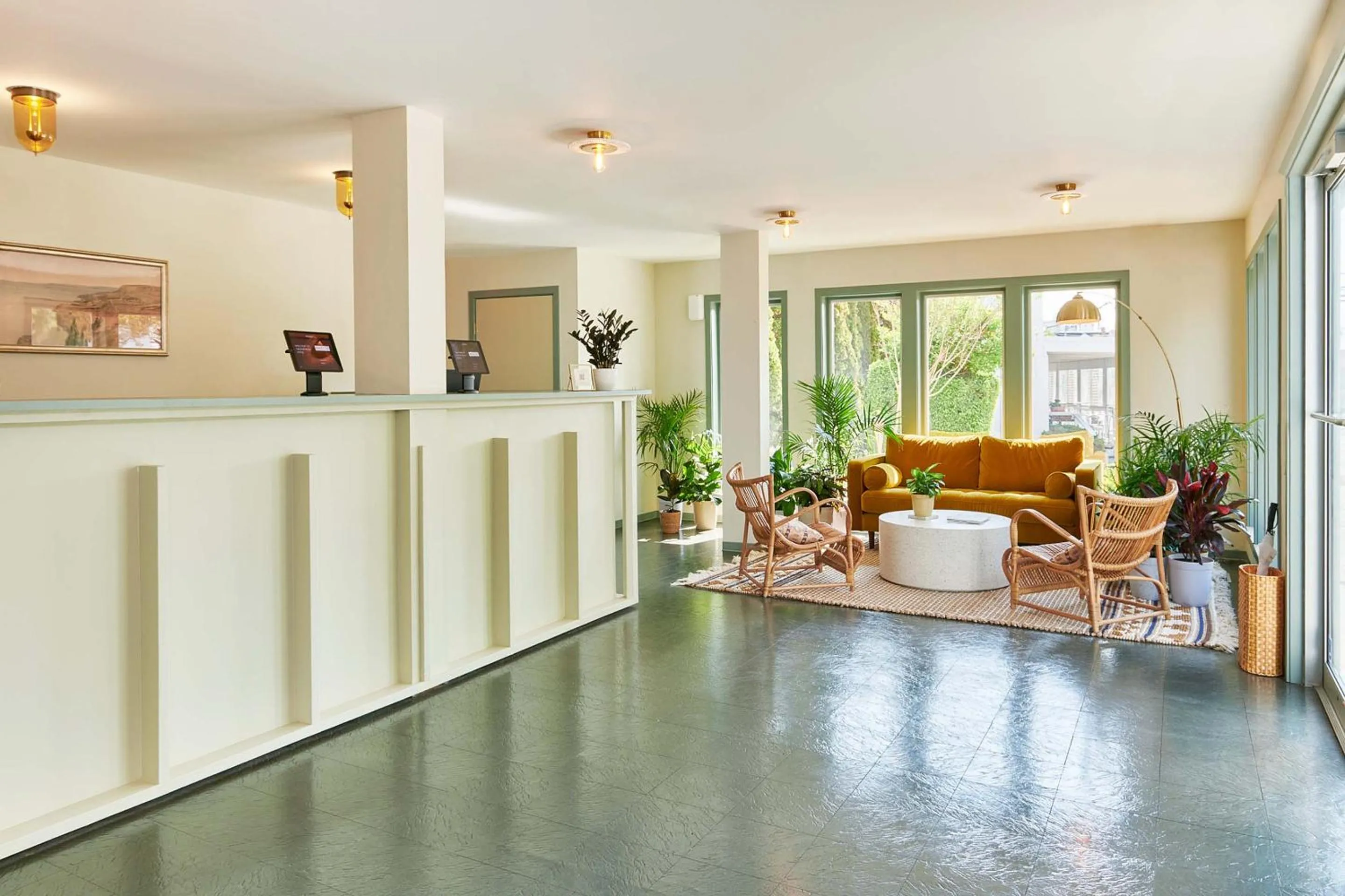 Lobby or reception in Greenporter Hotel