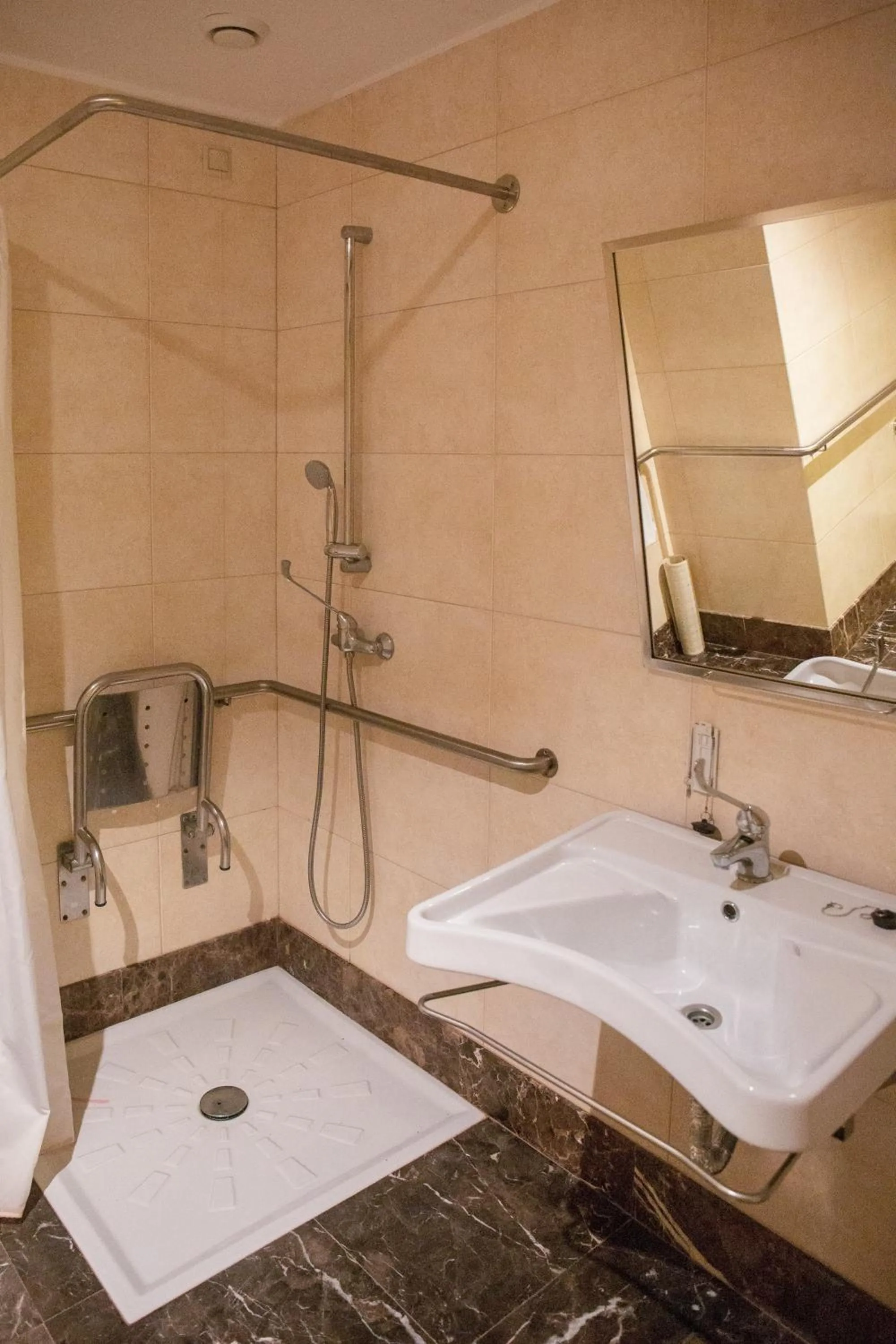 Shower in Apartamentos Turisticos Atlantida