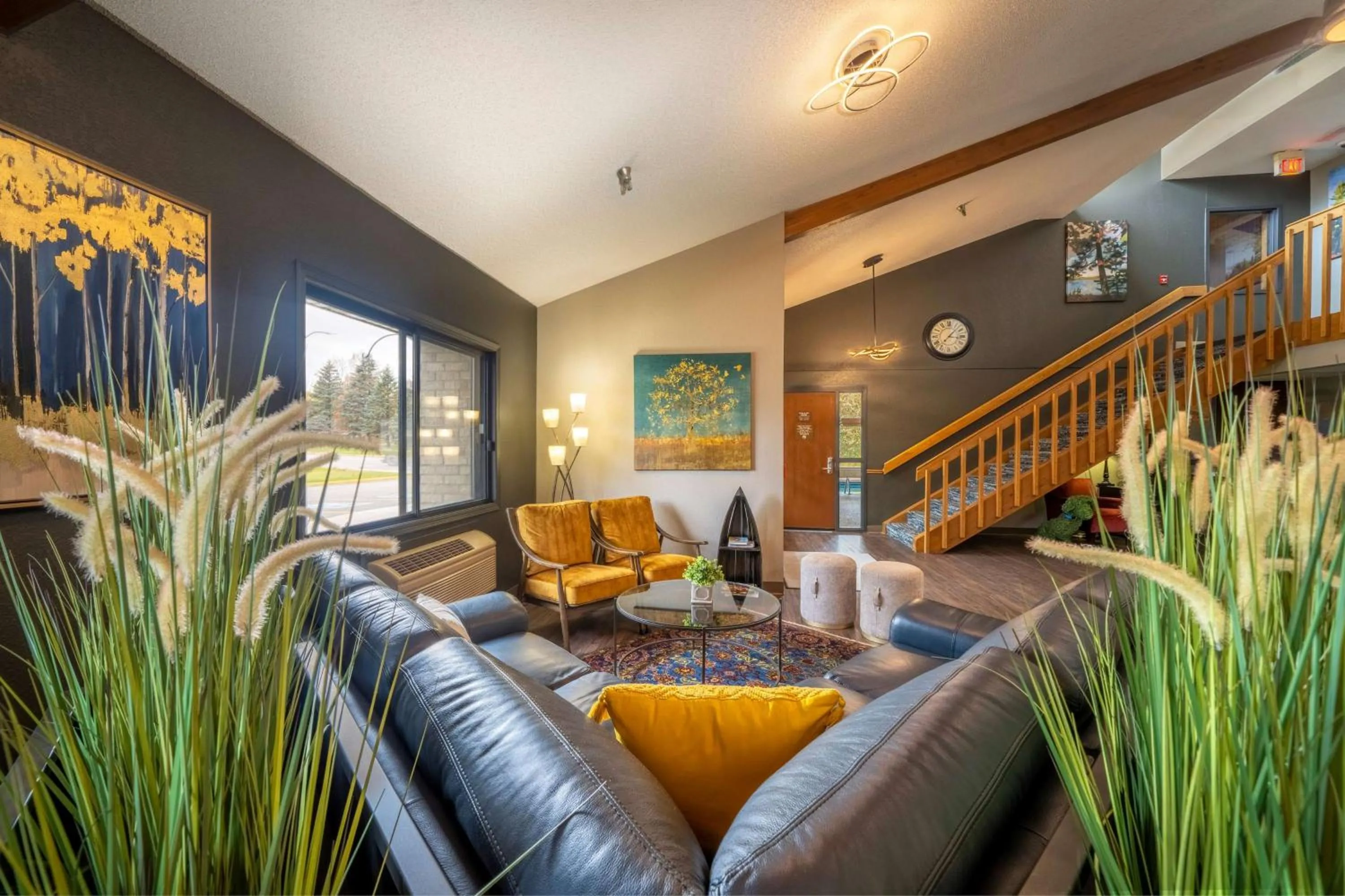 Lobby or reception in AmericInn by Wyndham Grand Rapids