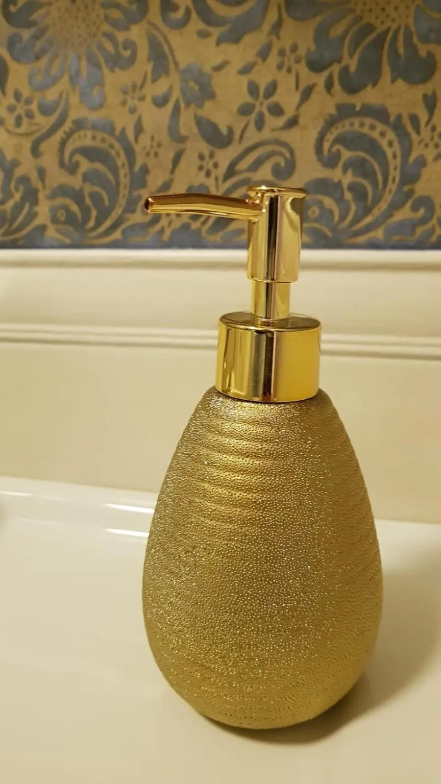 Decorative detail in ManfredoniaJacuzzi