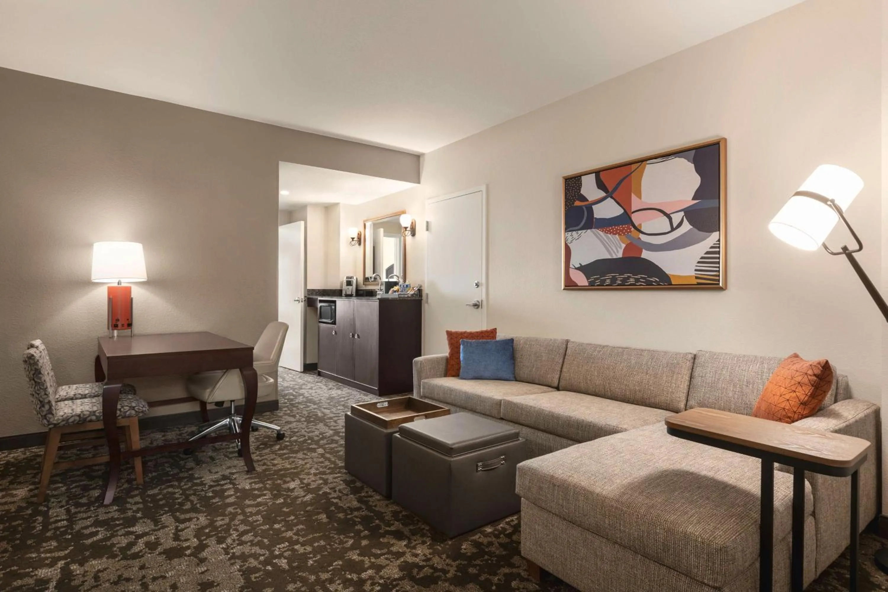 Bedroom in Embassy Suites by Hilton Orlando Lake Buena Vista South