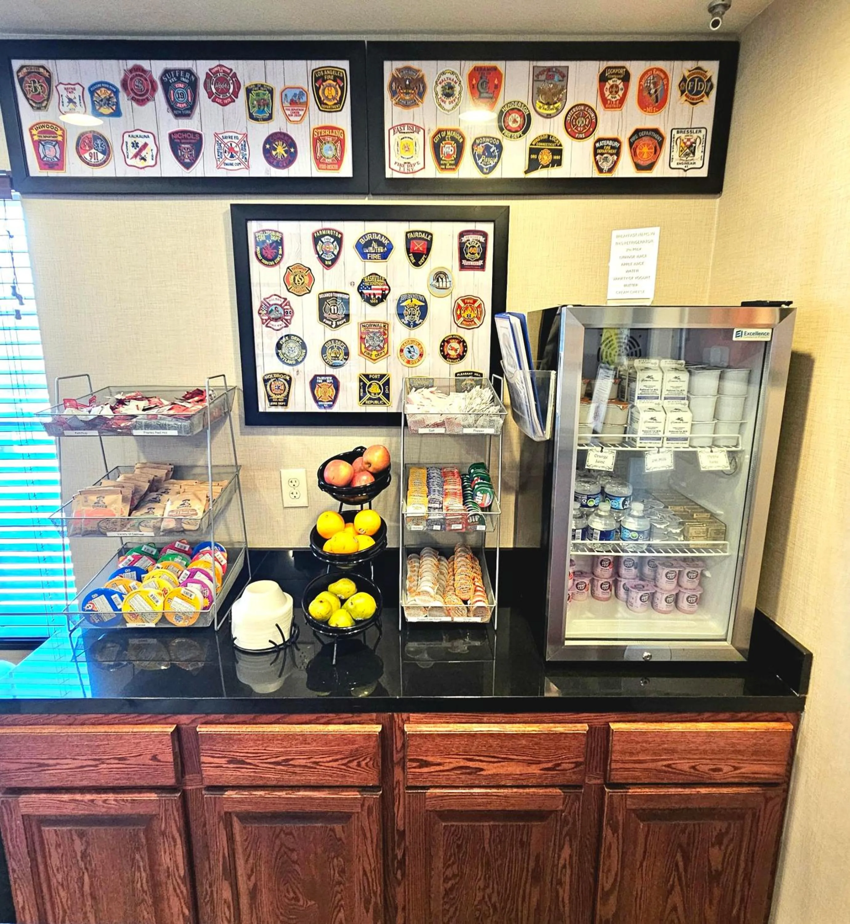 Breakfast in Cobblestone Inn & Suites - Clintonville