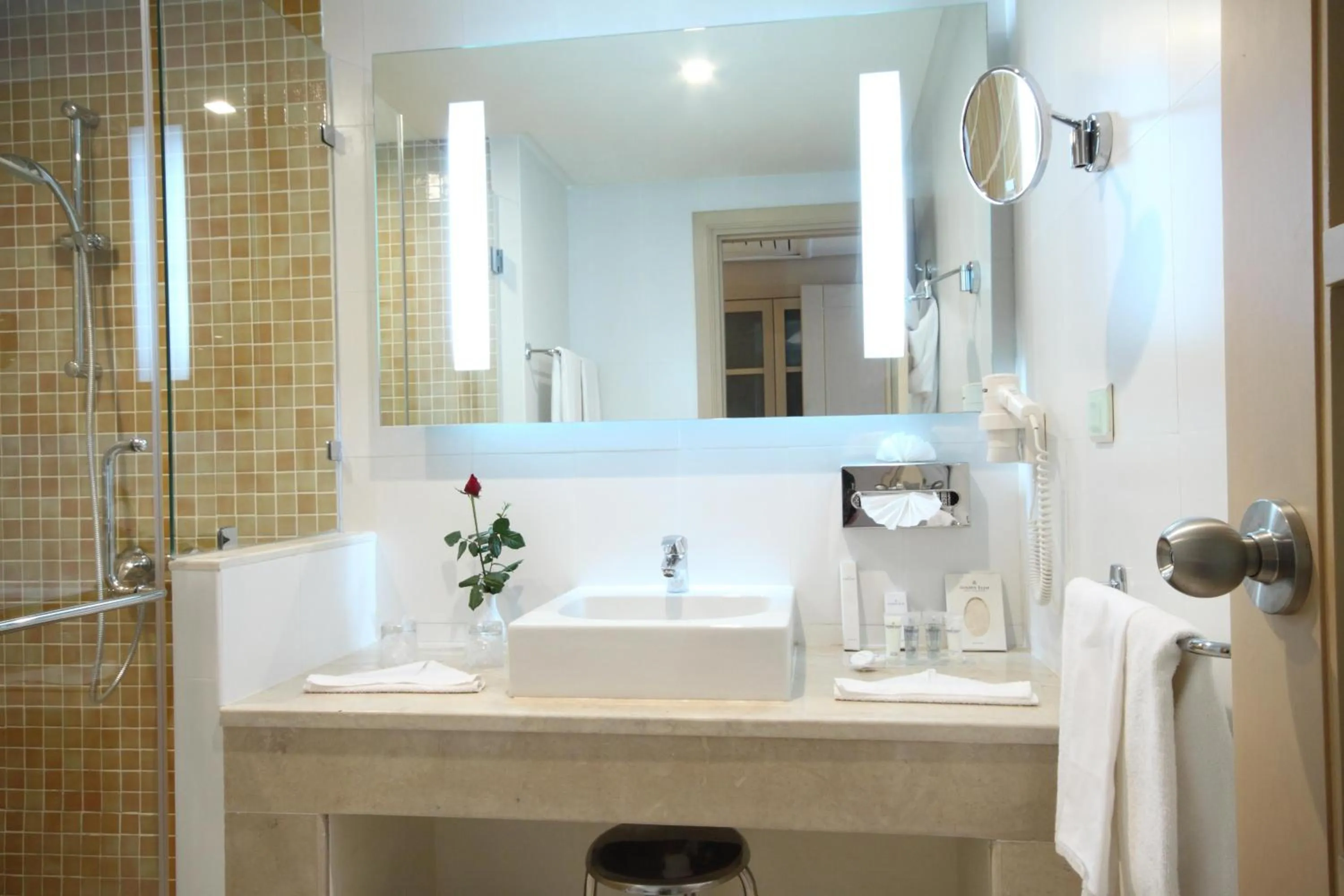 Bathroom in Concorde Sfax Centre