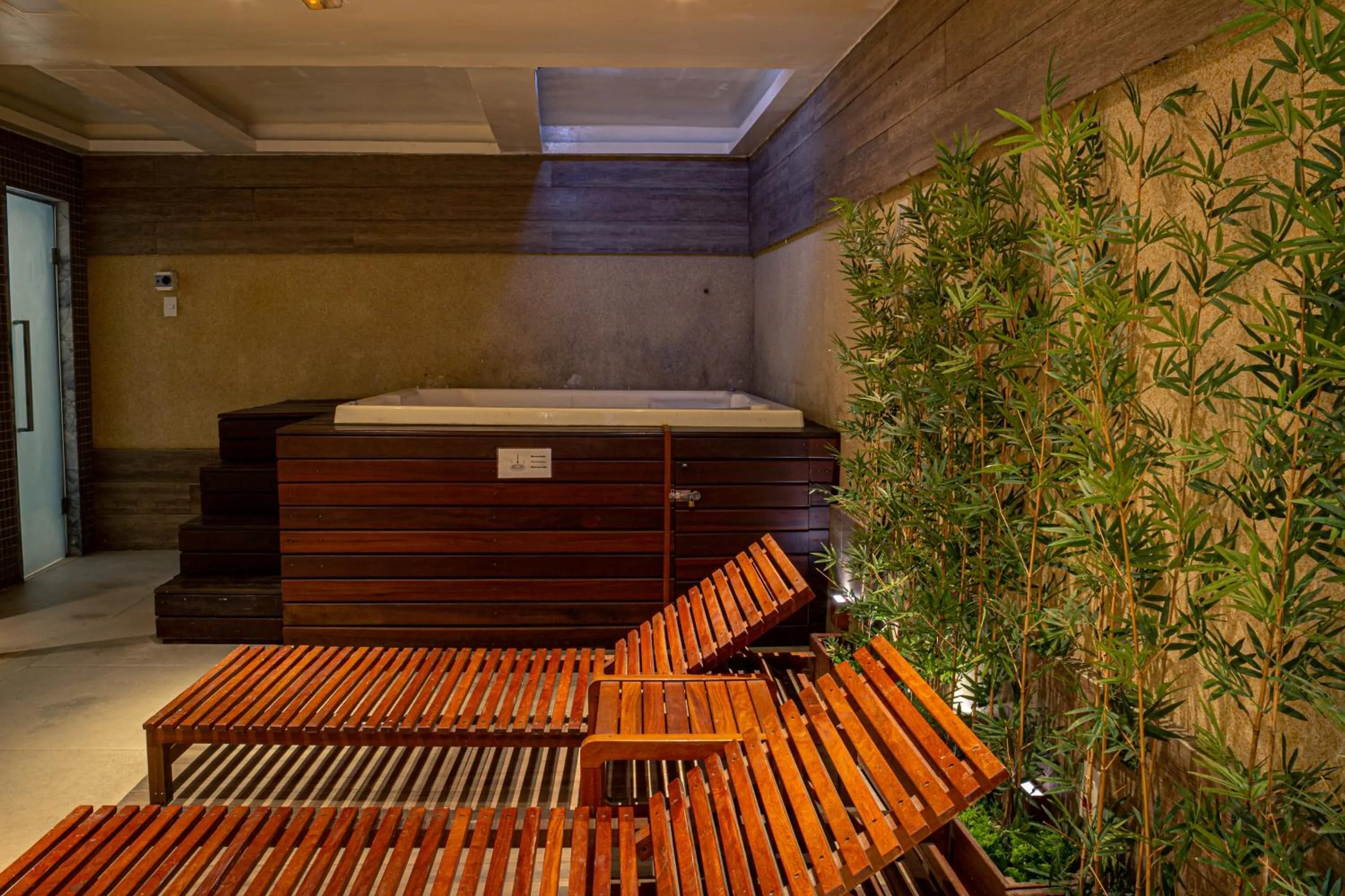 Hot Tub in Riale Brisa Barra