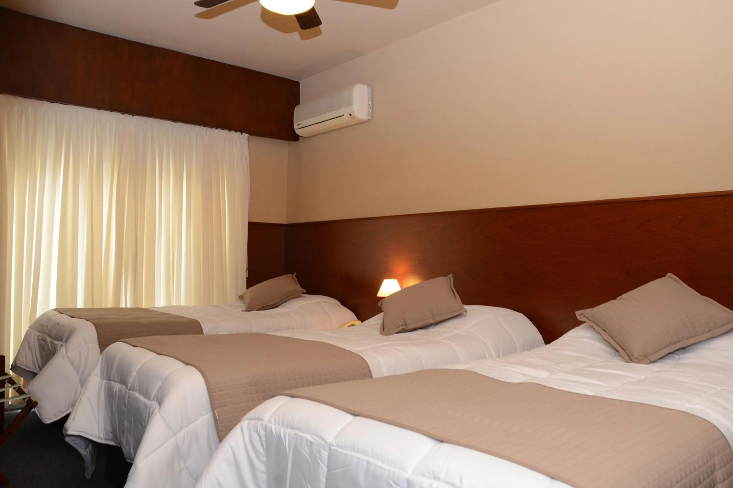 Bed in Hotel Leoncia