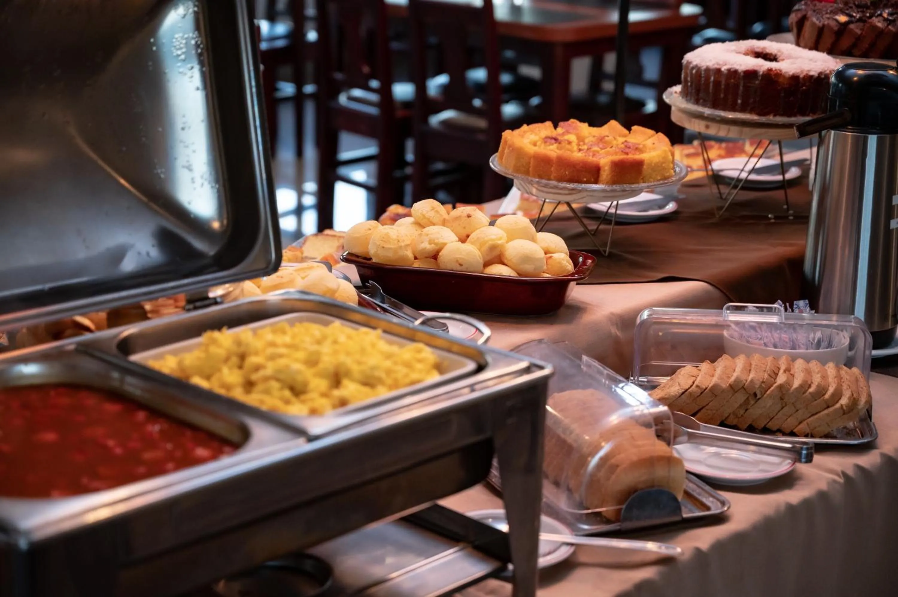 Swimming pool in Hotel 365