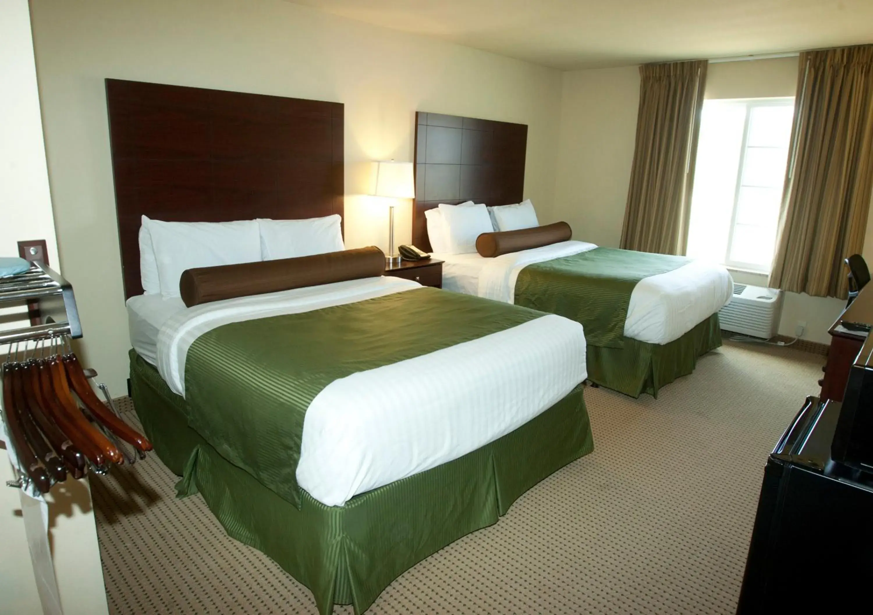 Queen Room - Disability Access in Cobblestone Inn & Suites - Langdon Queen Room - Disability Access in Cobblestone Inn & Suites - Langdon