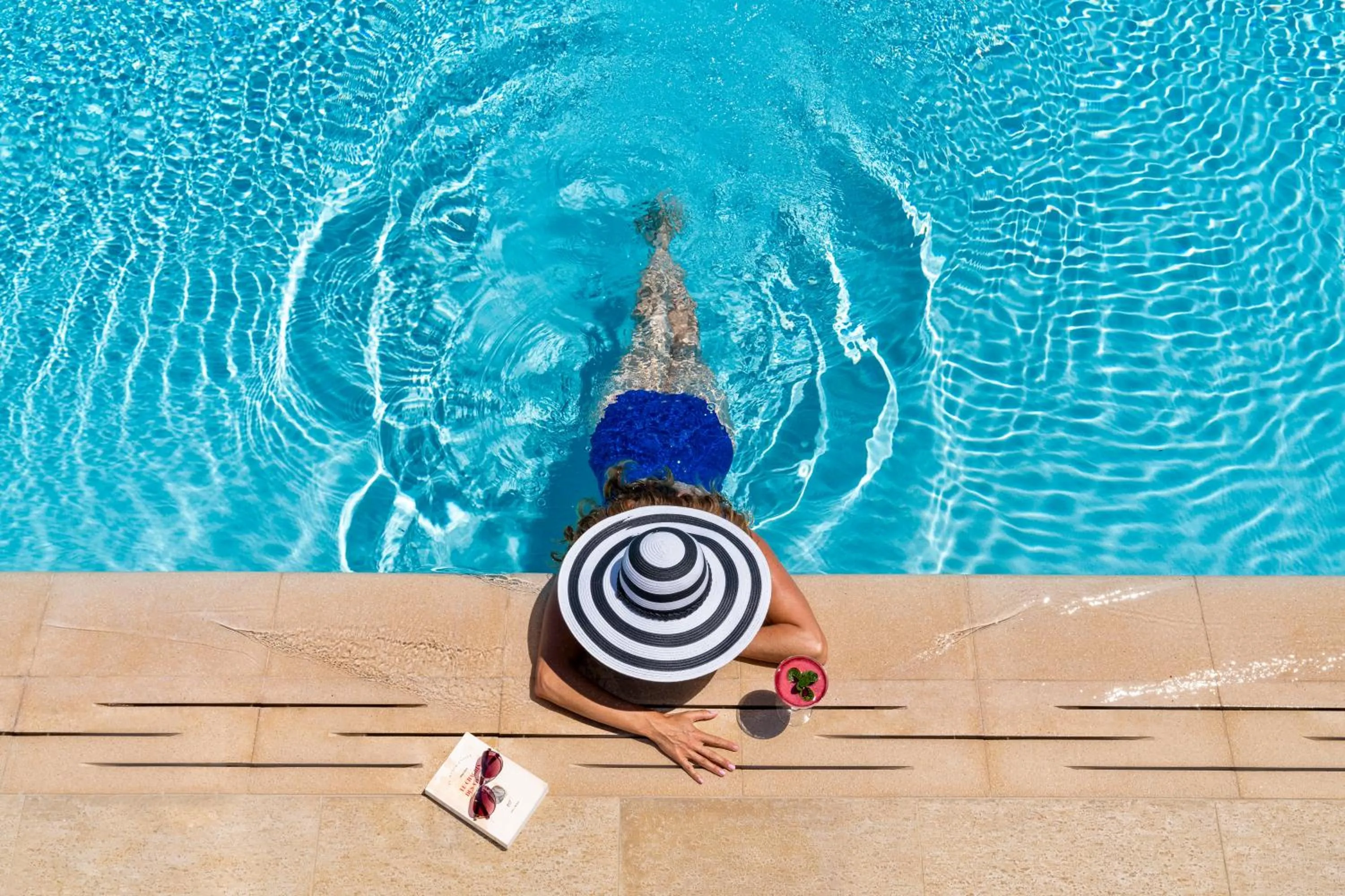 Swimming pool in Finch Bay Galapagos Hotel