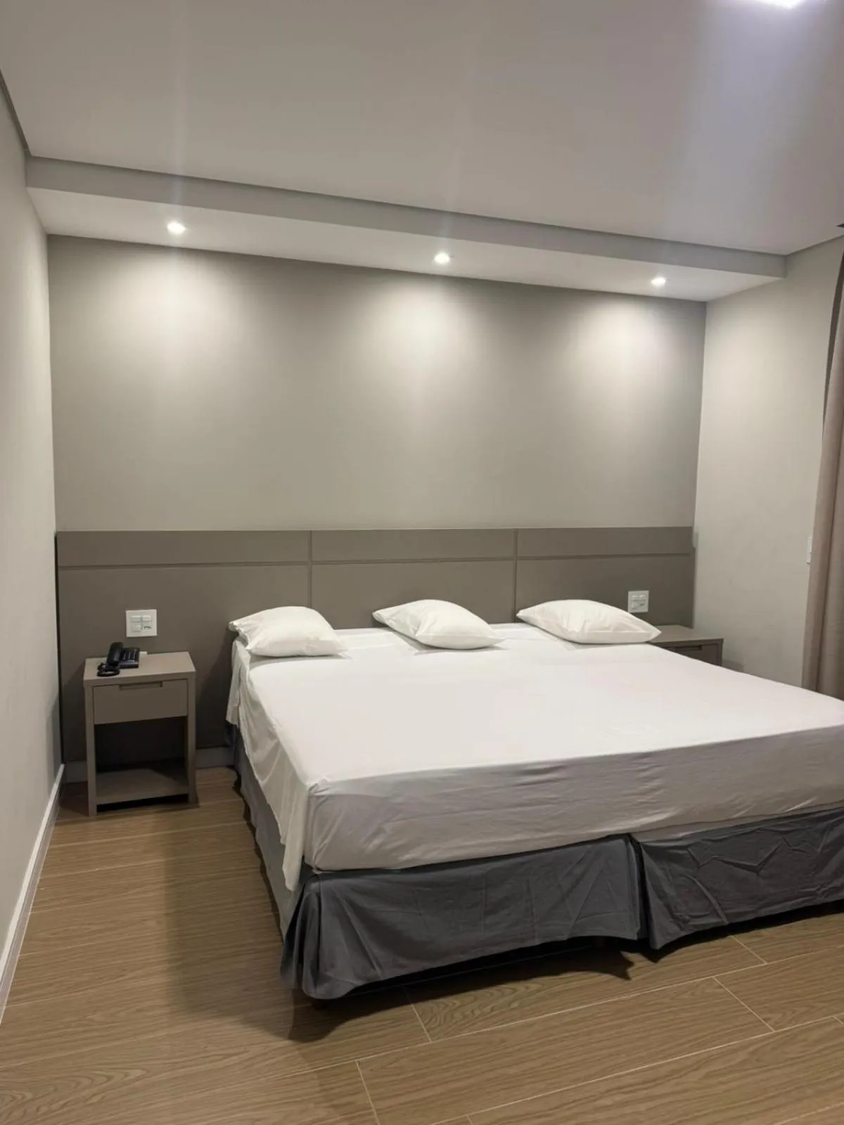 Bedroom, Bed in Hotel Guarany