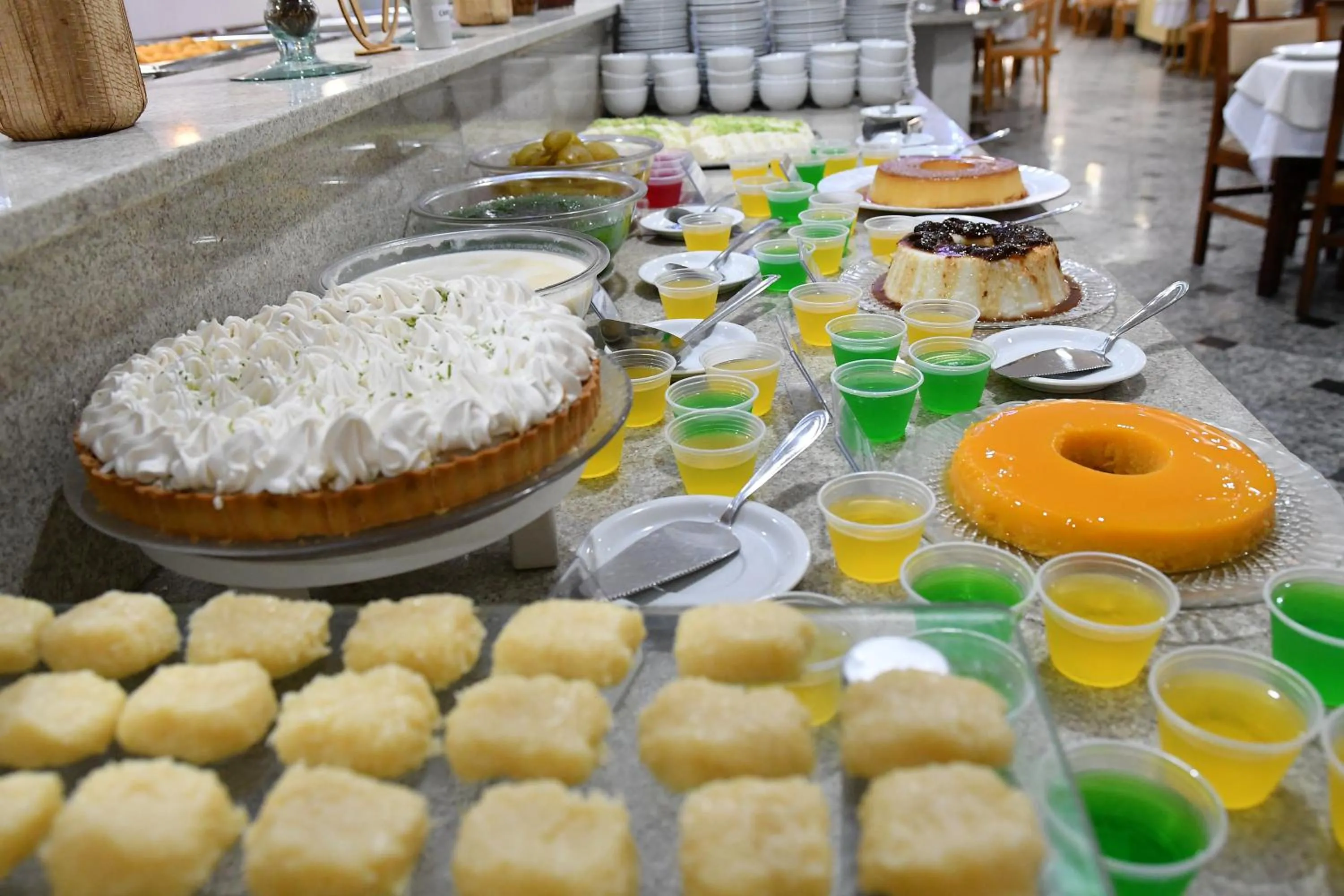 Restaurant/places to eat in Hotel Guarany