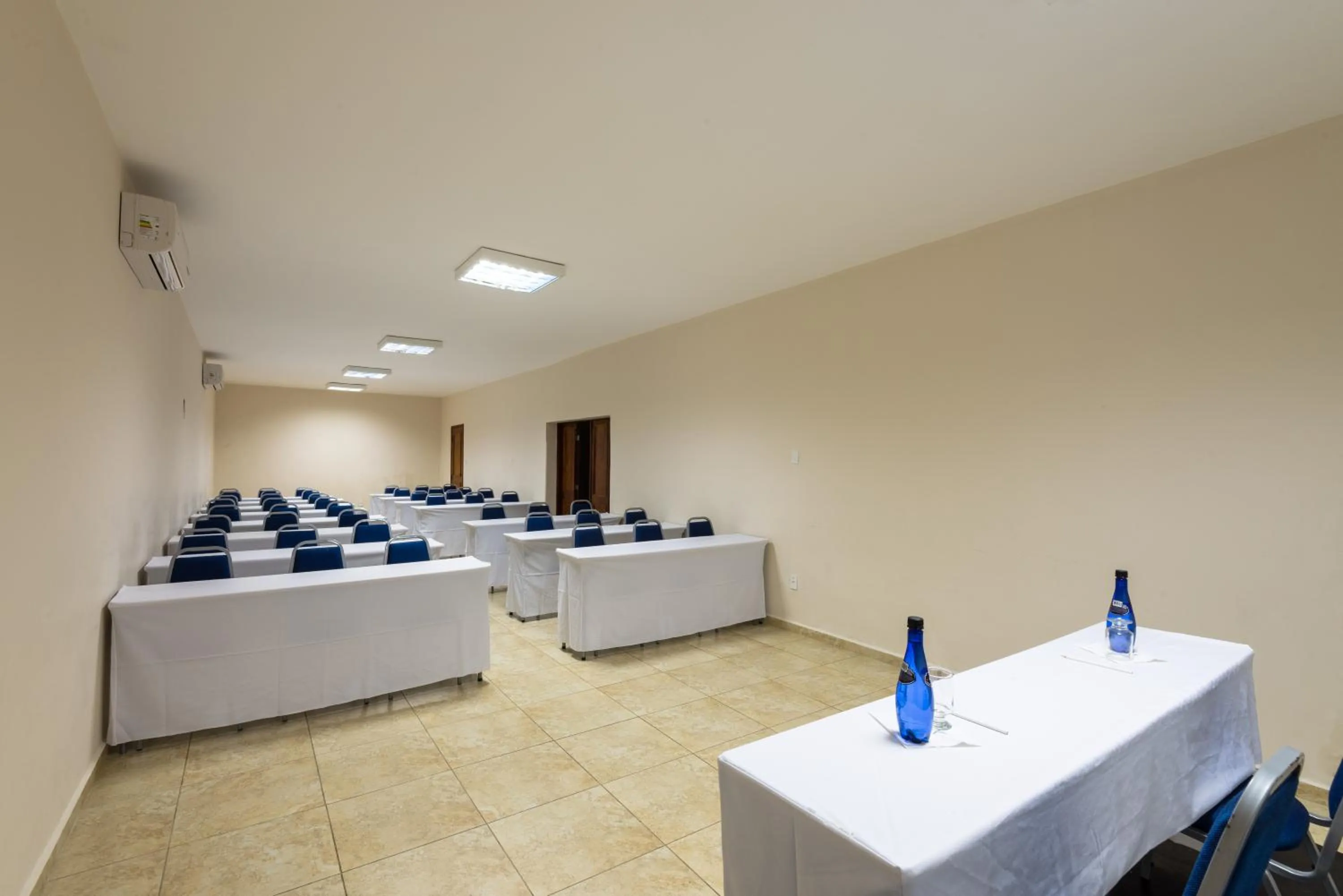 Business facilities in Hotel Guarany