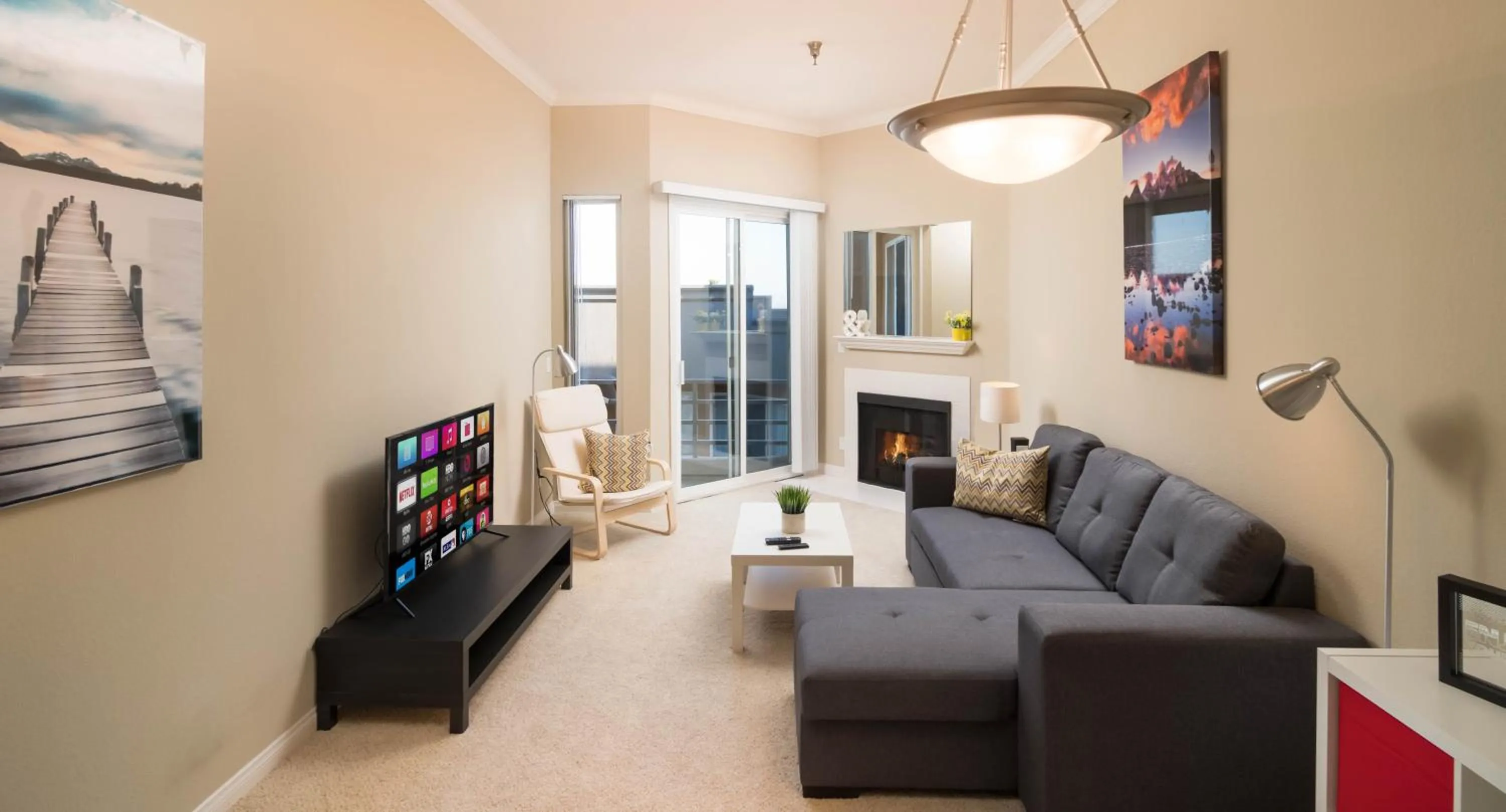 Living room in Integrity - Real Hollywood Experience