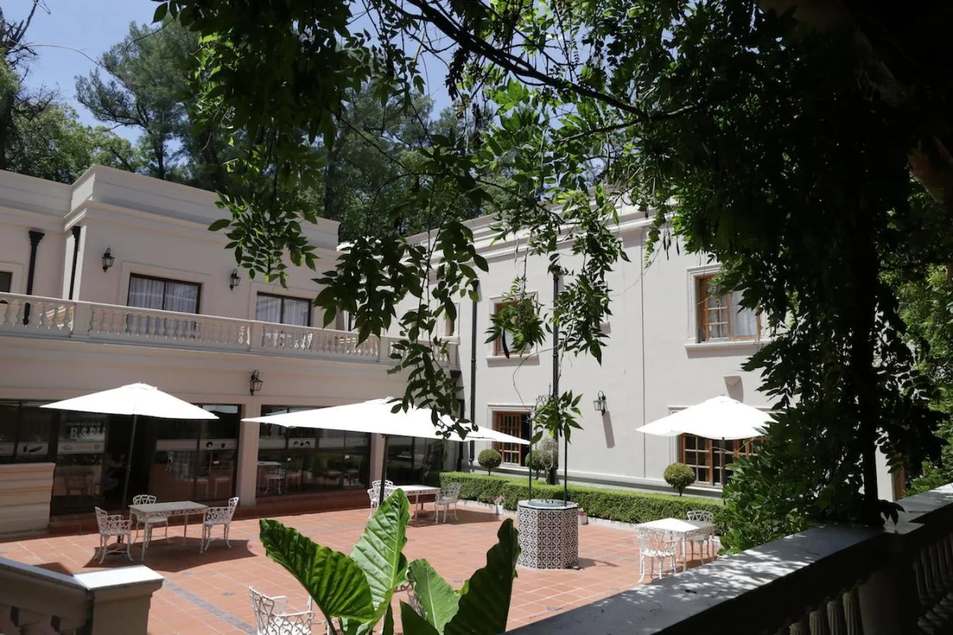 Property building in Howard Johnson Resort & Spa Escobar