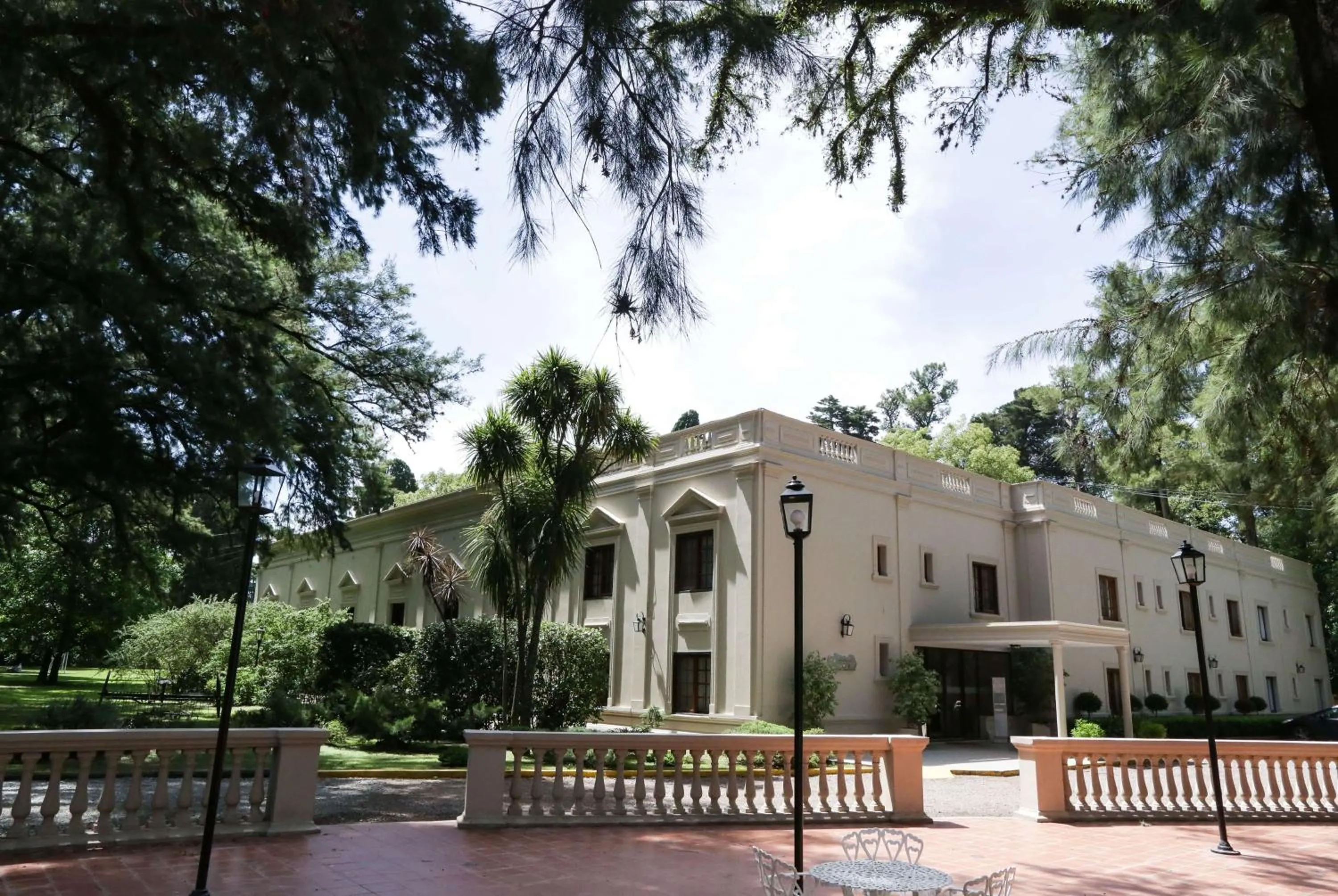 Property building in Howard Johnson Resort & Spa Escobar