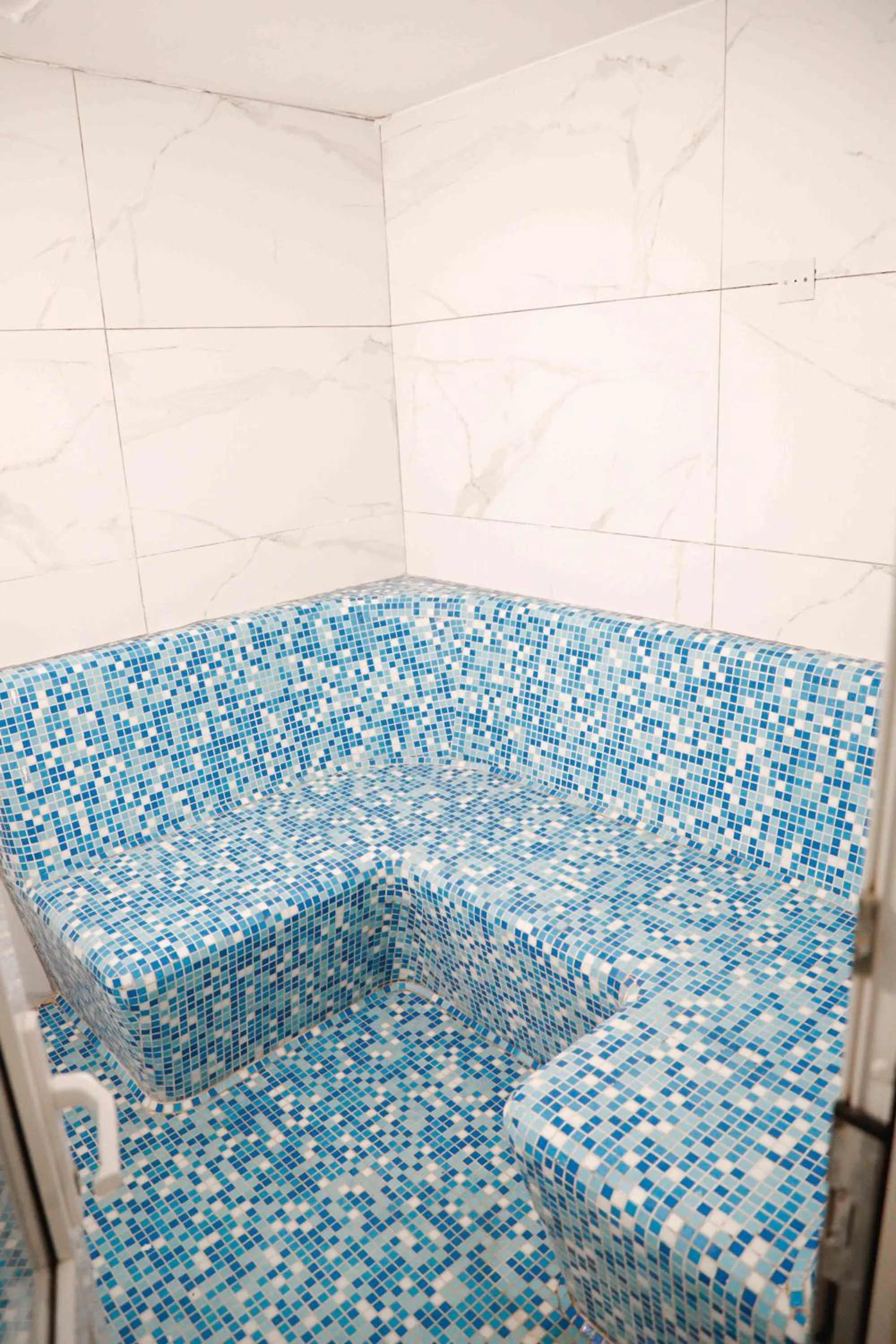 Sauna in Howard Johnson Resort & Spa Escobar