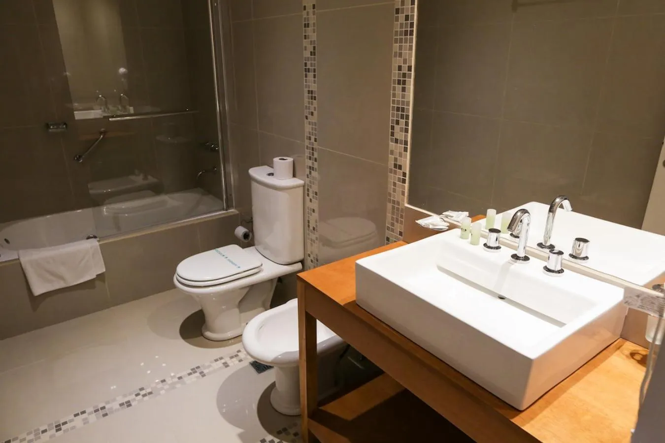 Bathroom in Howard Johnson Resort & Spa Escobar