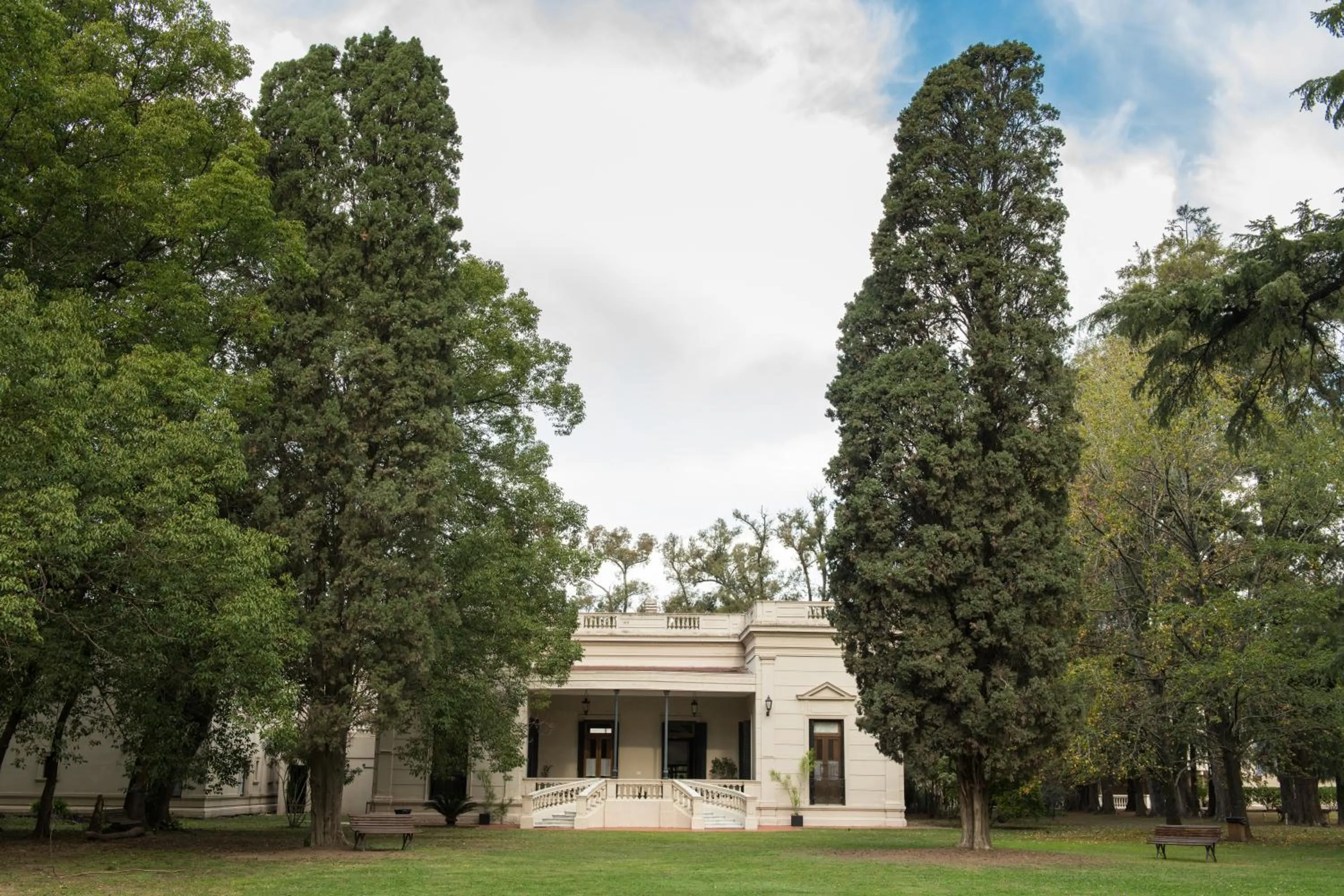 Property building in Howard Johnson Resort & Spa Escobar