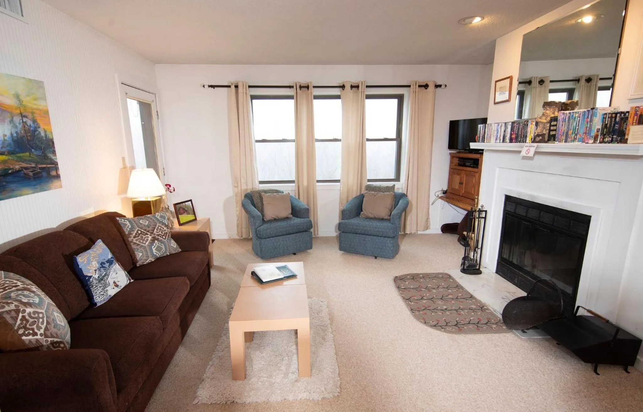 Living room in Winterplace on Okemo Mountain