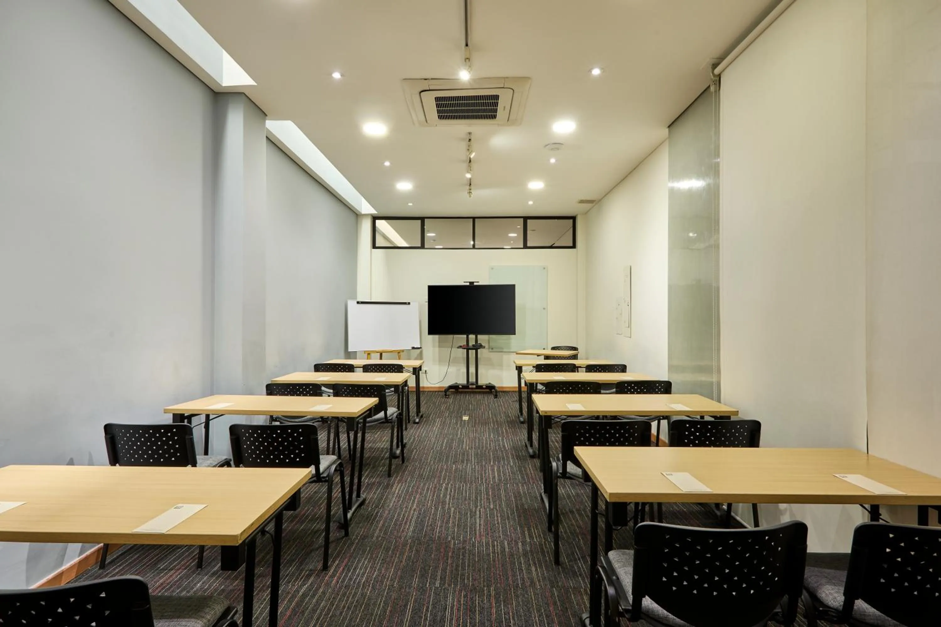 Meeting/conference room in Hotel bh Parque 93