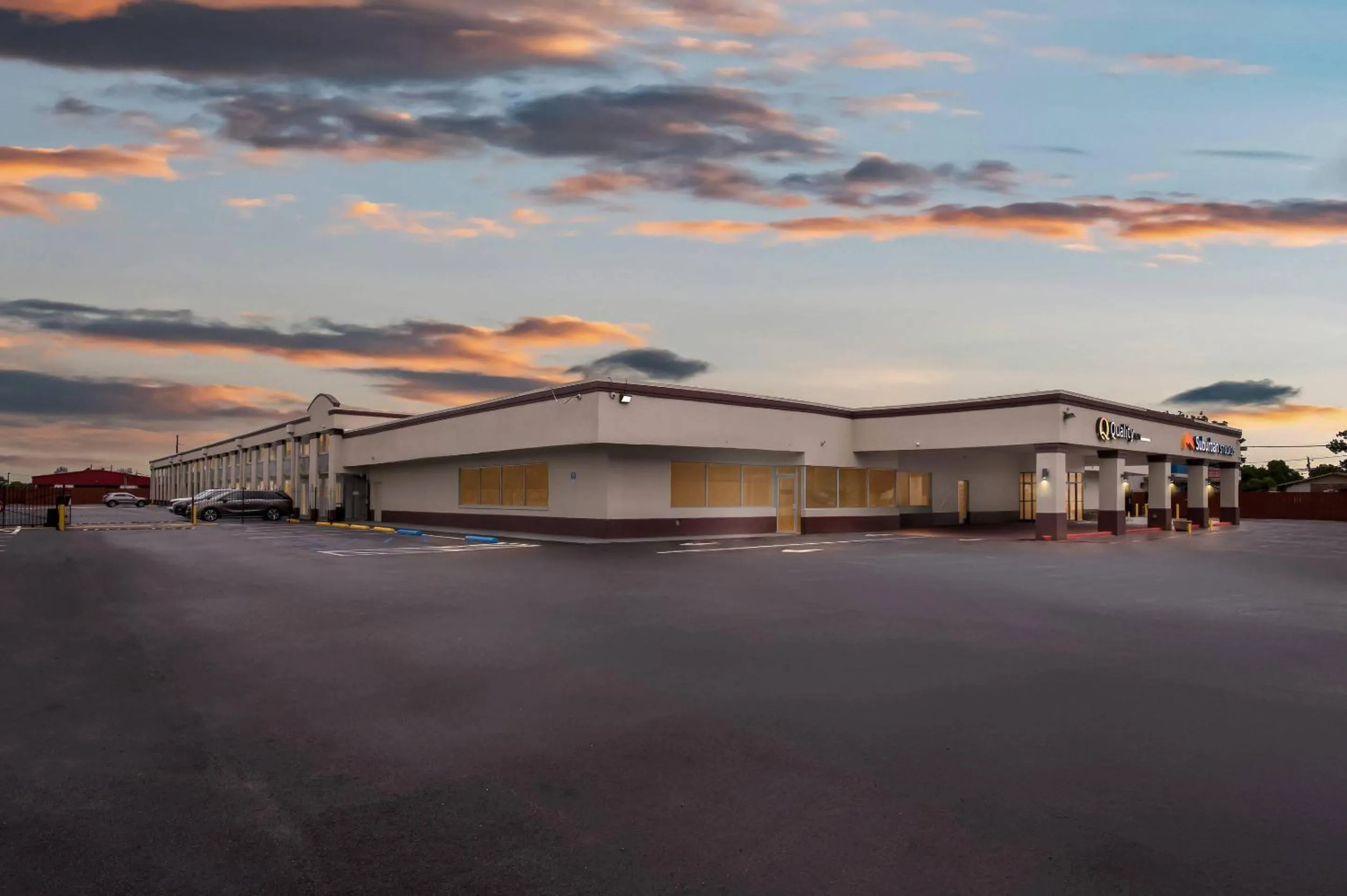 Property building in Suburban Studios Harvey - New Orleans