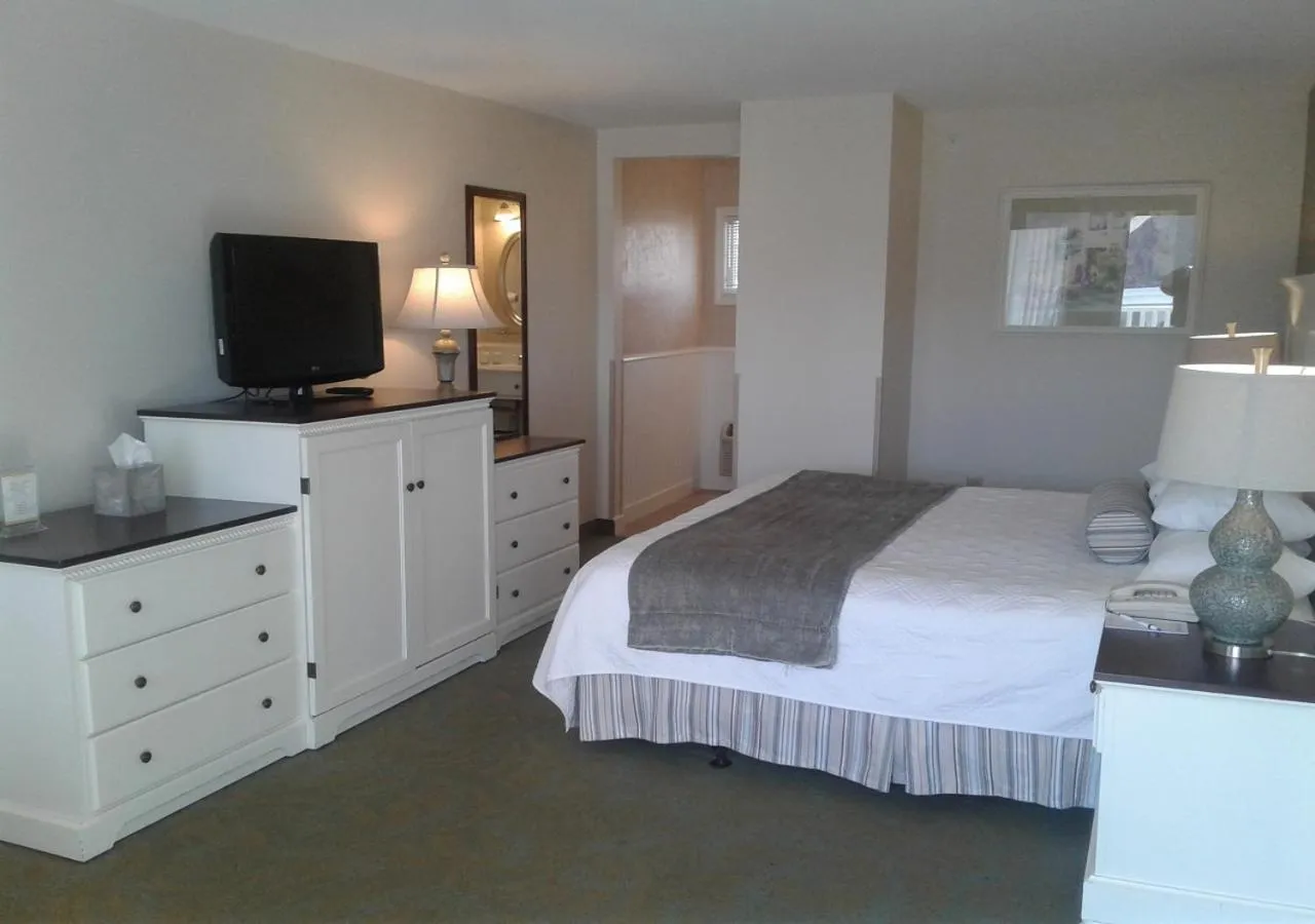 Bedroom, Bed in Anchorage by the Sea