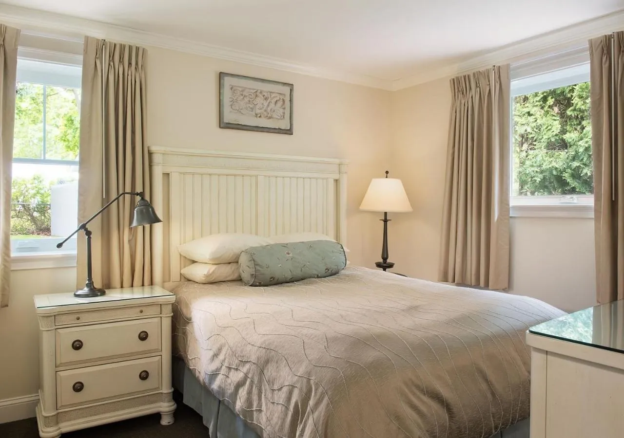 Bedroom, Bed in Anchorage by the Sea