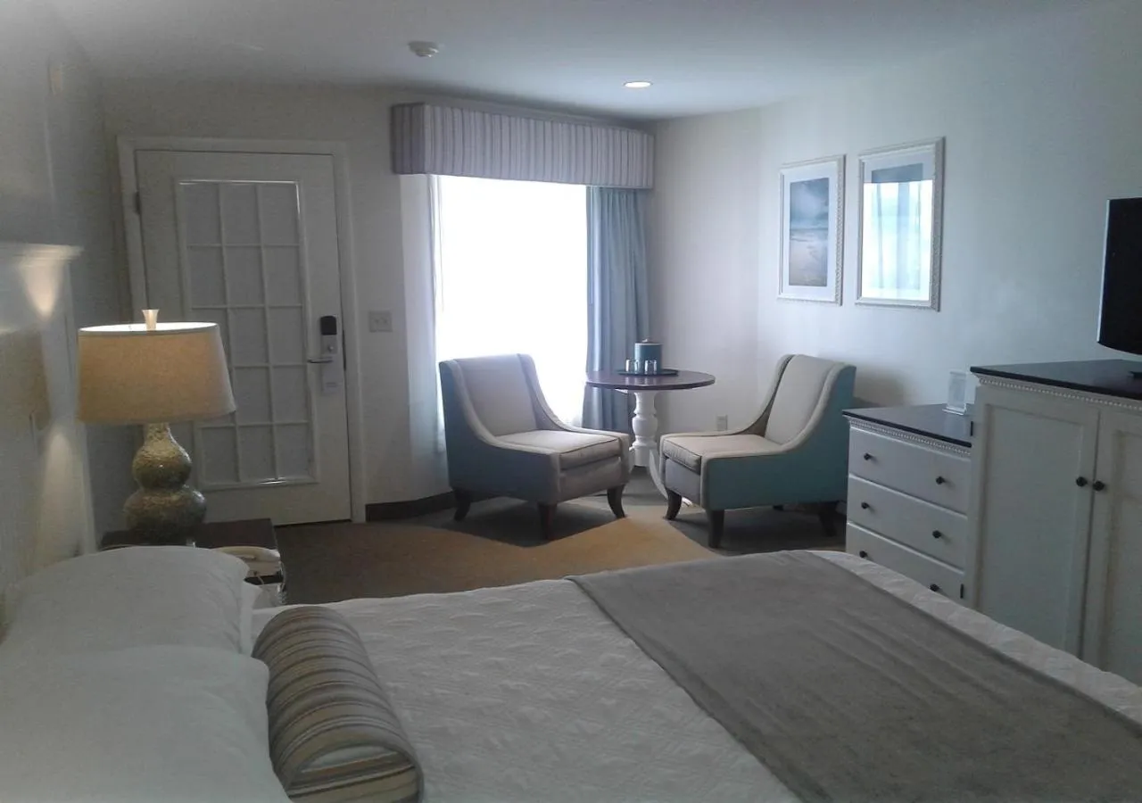 Bedroom, Bed in Anchorage by the Sea