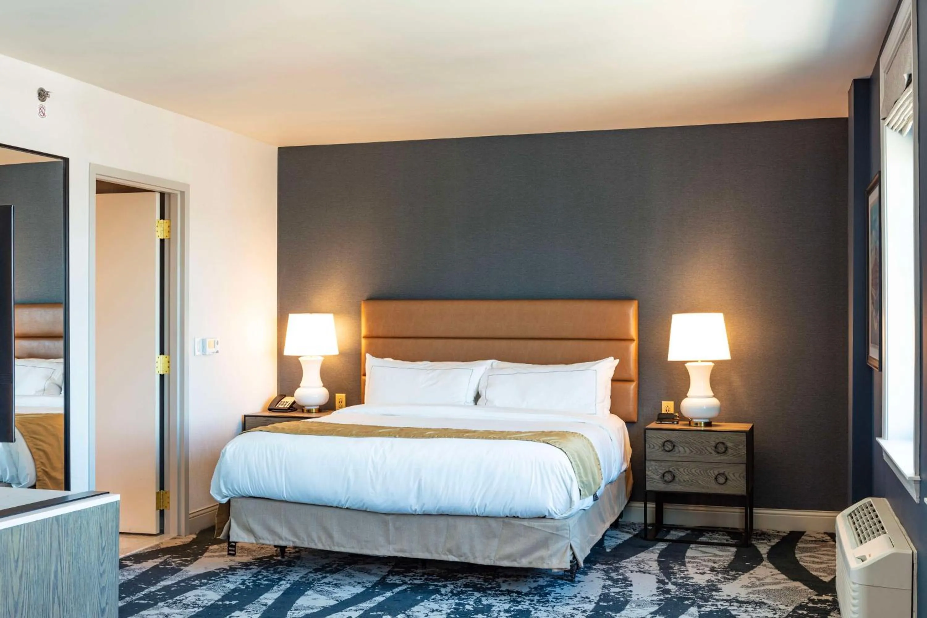 Bed in The Yorktowne Hotel, Tapestry Collection by Hilton