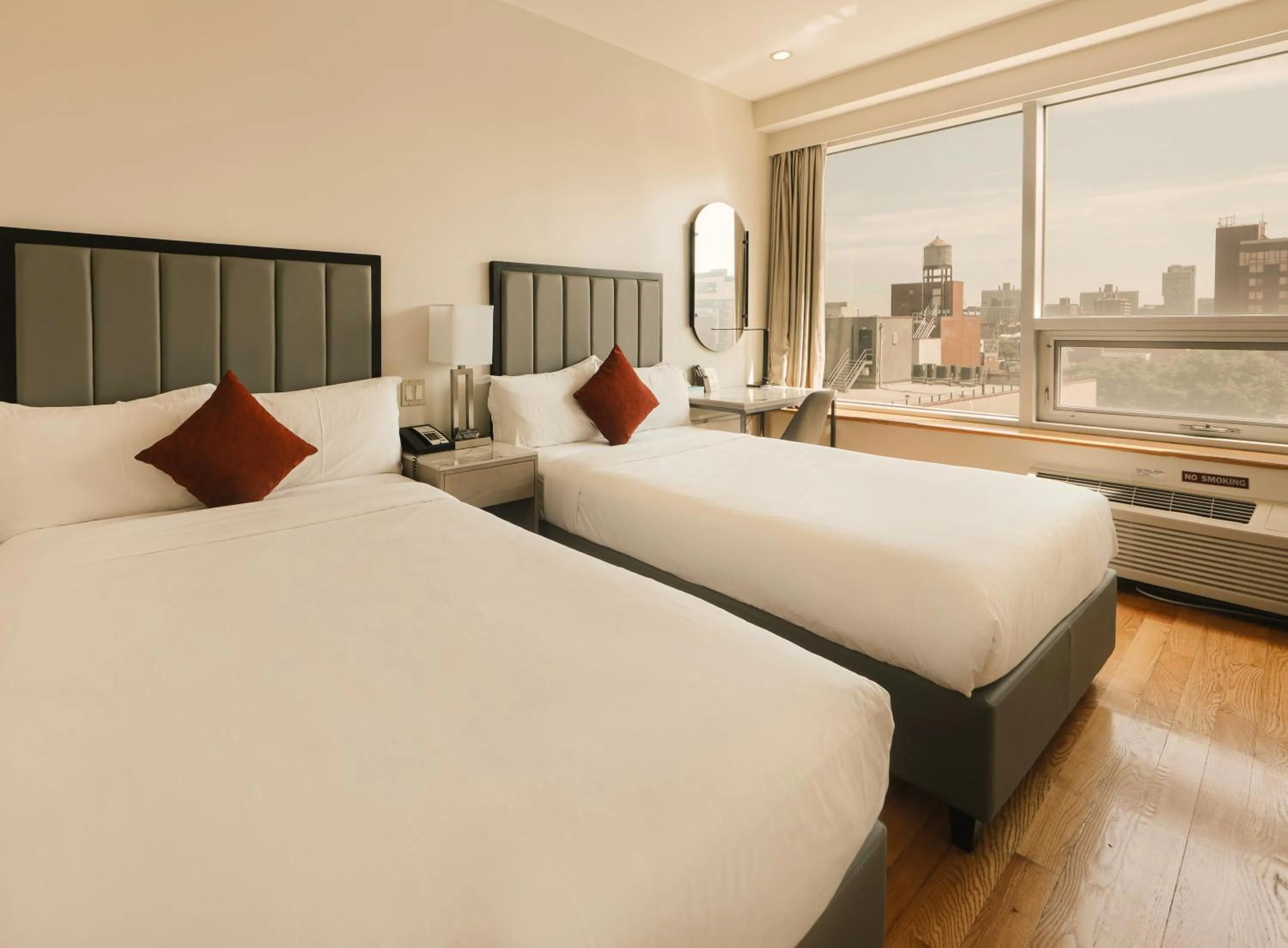 Bed in Asiatic Hotel - Flushing