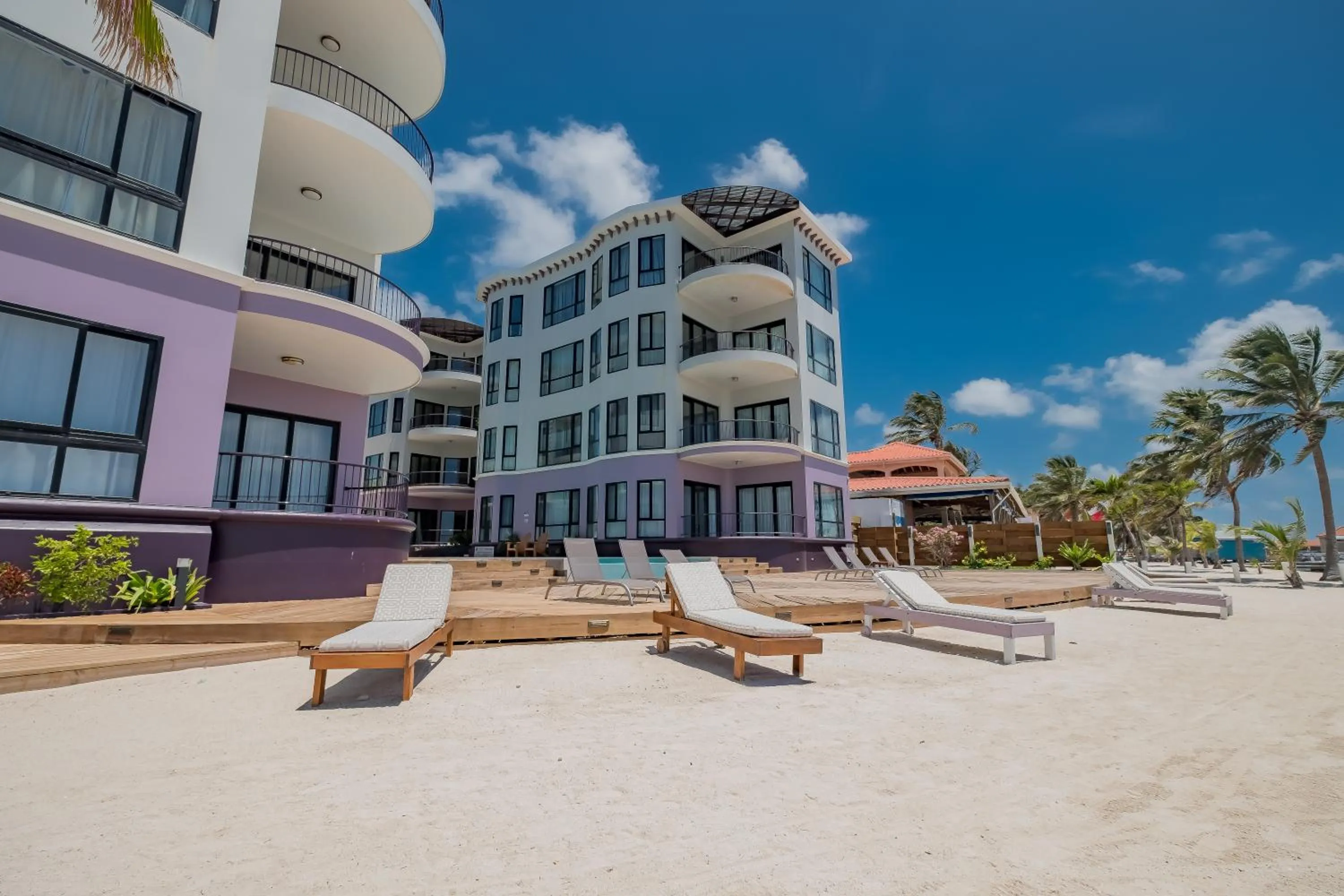 Property building in Diamante Beachfront Suites