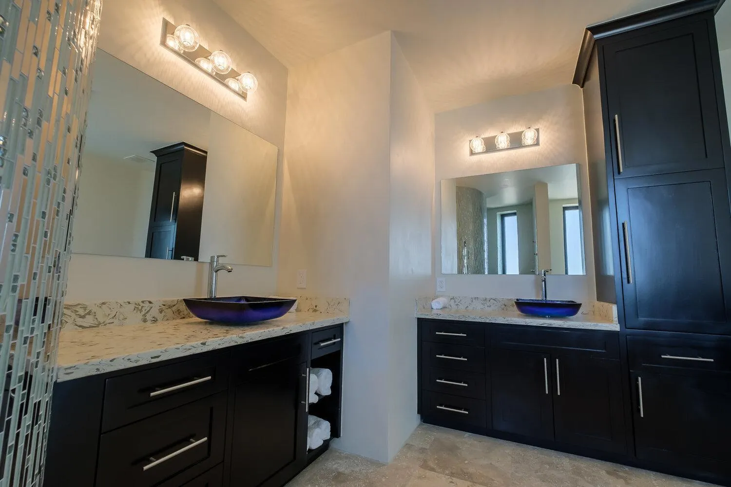 Bathroom in Diamante Beachfront Suites