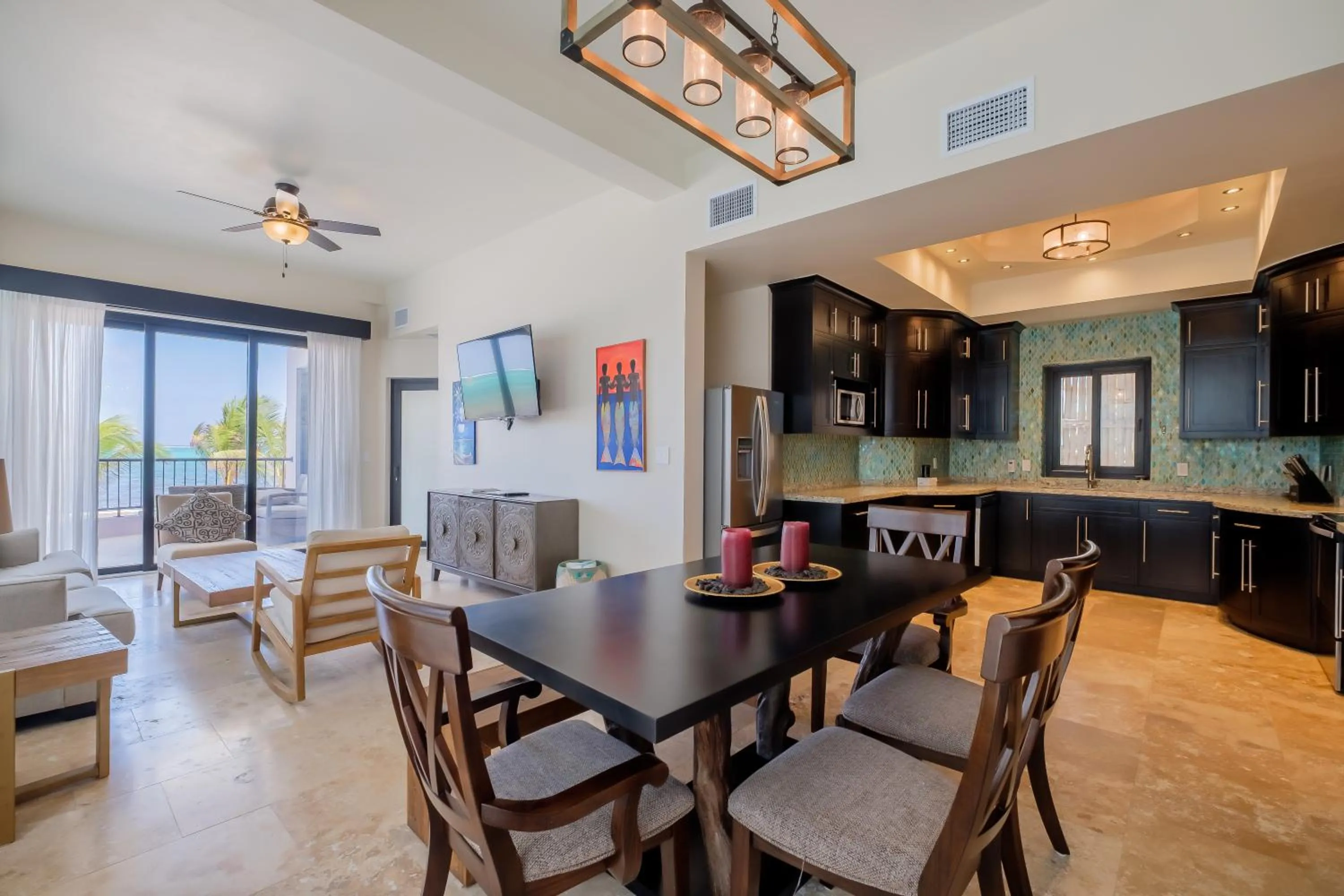 Dining area in Diamante Beachfront Suites