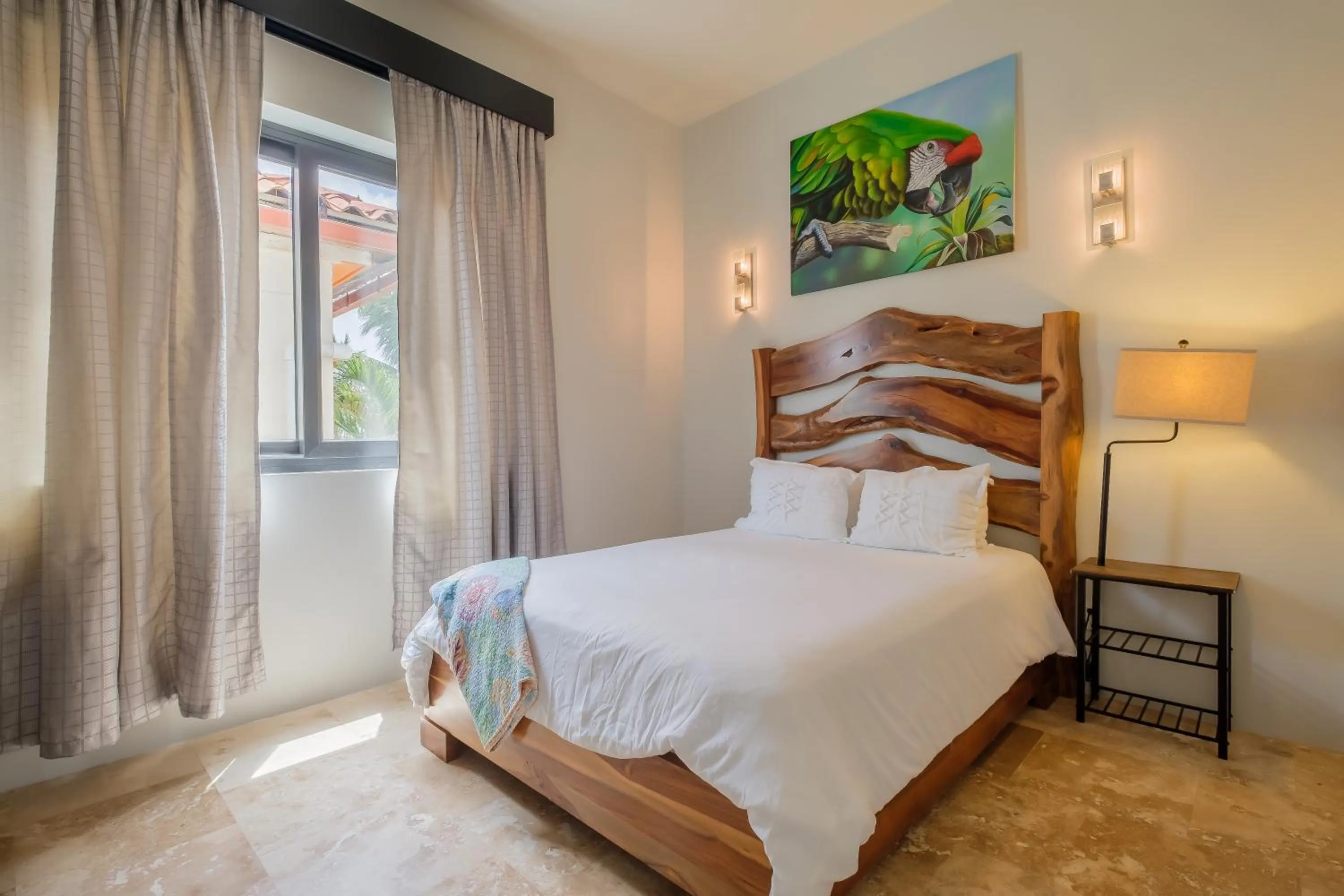 Bedroom, Bed in Diamante Beachfront Suites