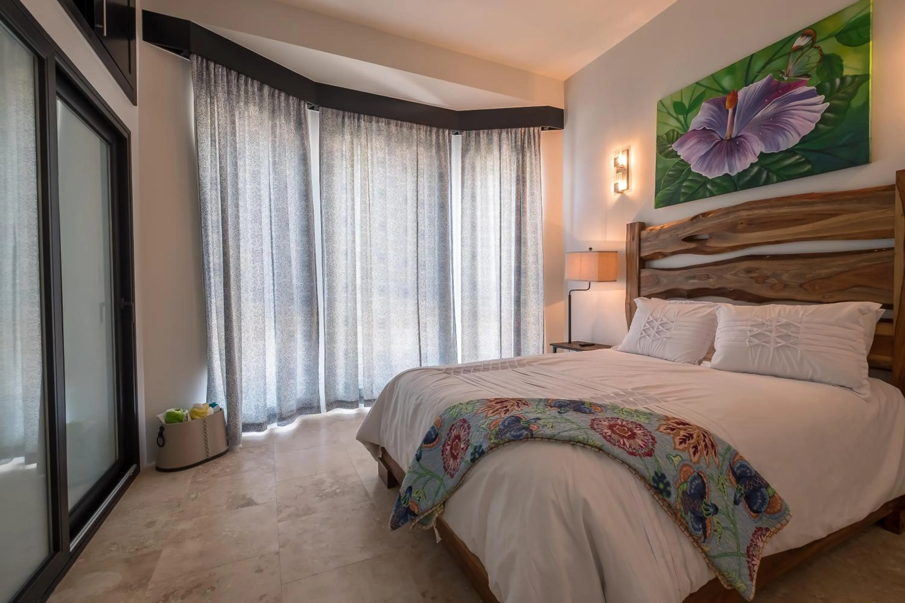 Bedroom, Bed in Diamante Beachfront Suites