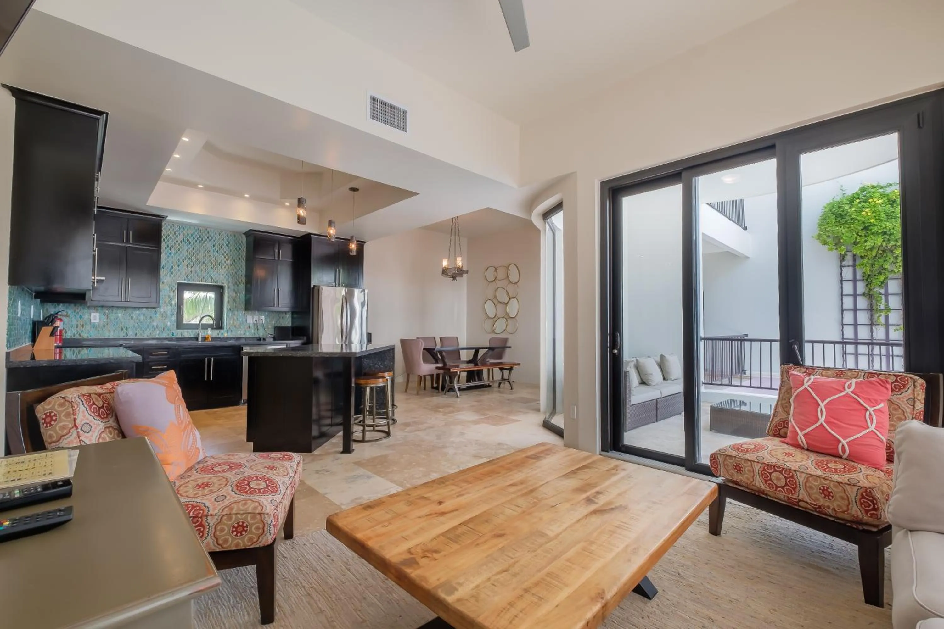 Living room in Diamante Beachfront Suites