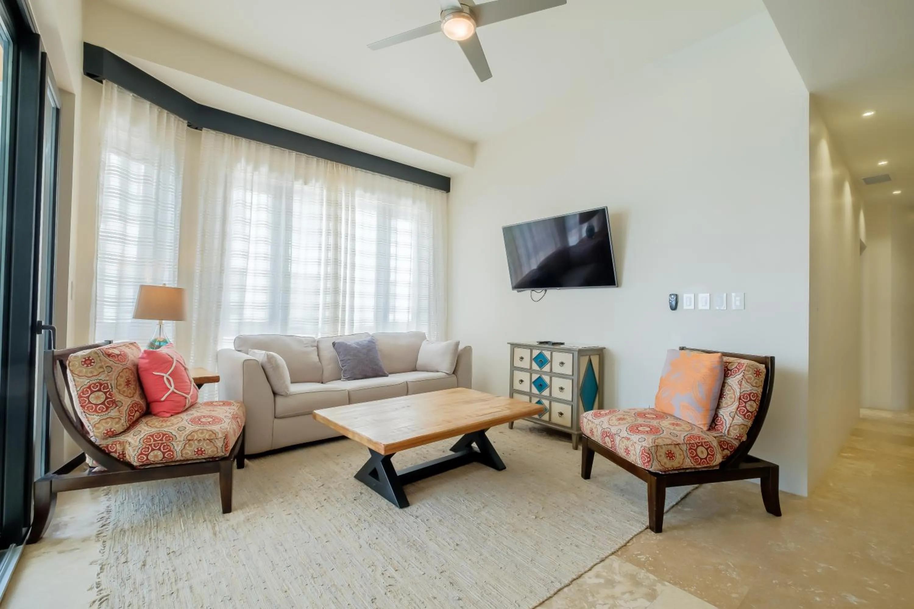 Living room in Diamante Beachfront Suites