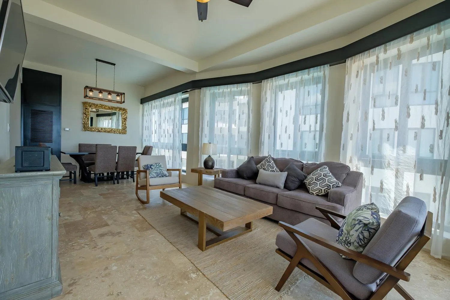 Living room in Diamante Beachfront Suites