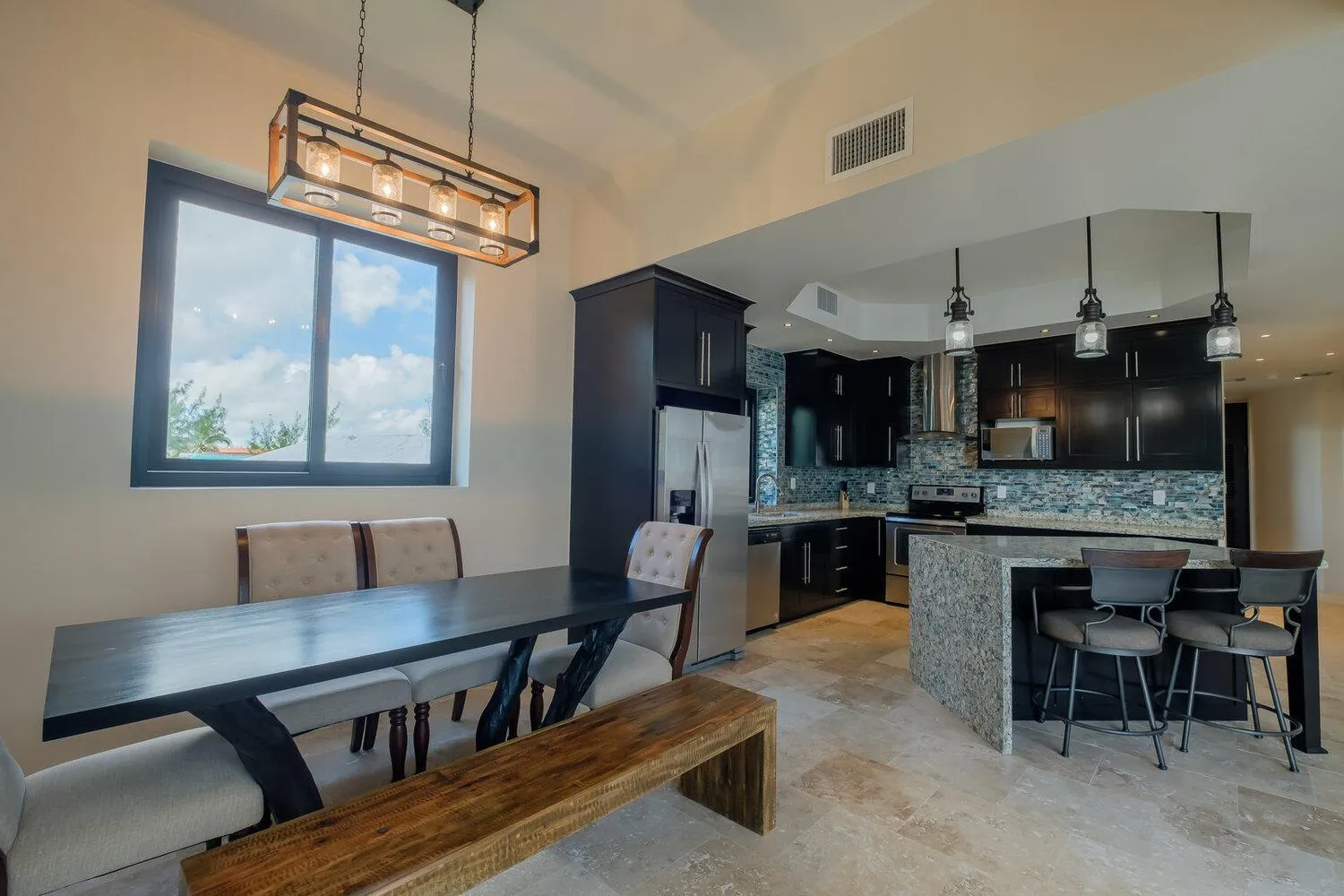 Kitchen or kitchenette in Diamante Beachfront Suites