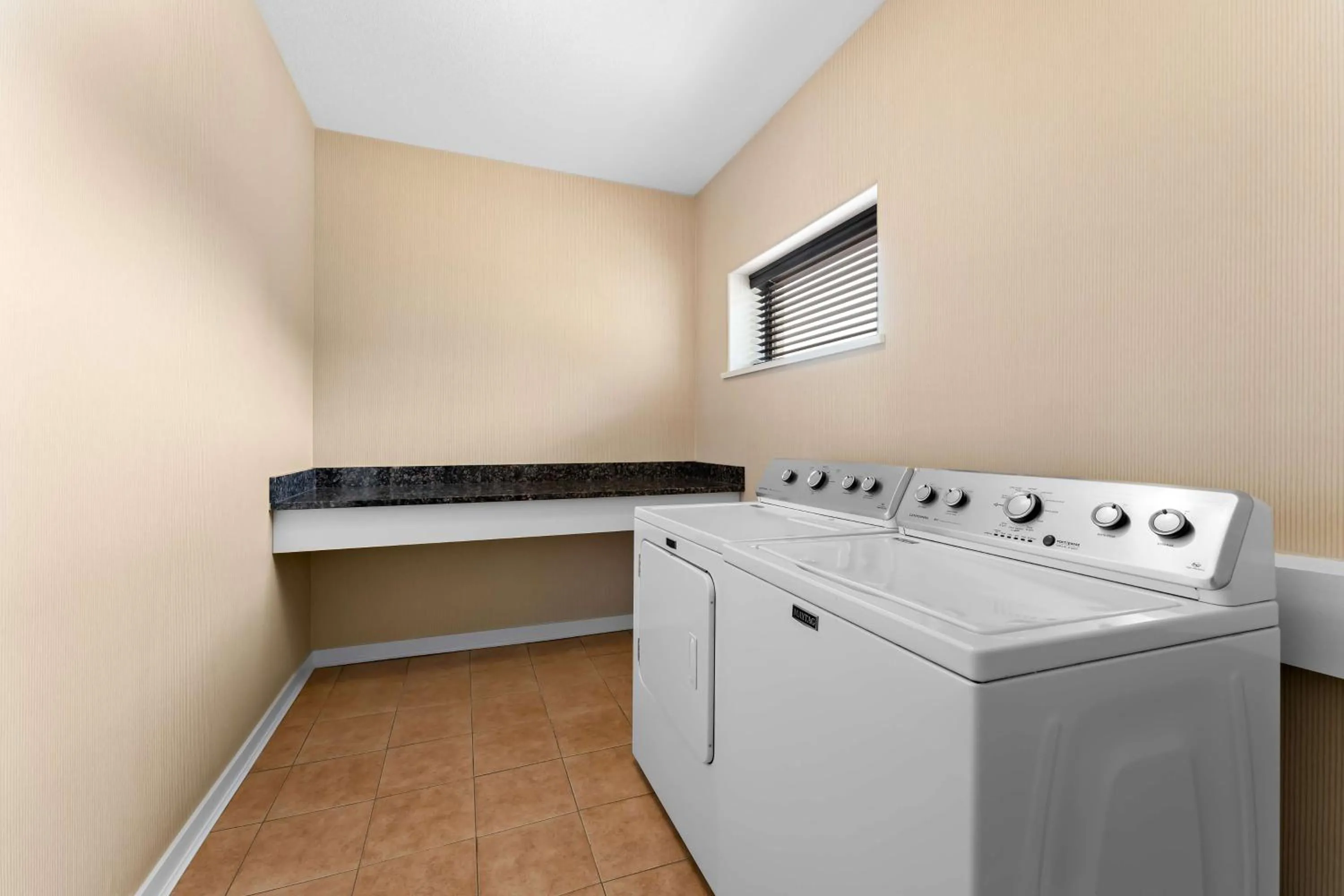 Property building in Best Western Williams Lake