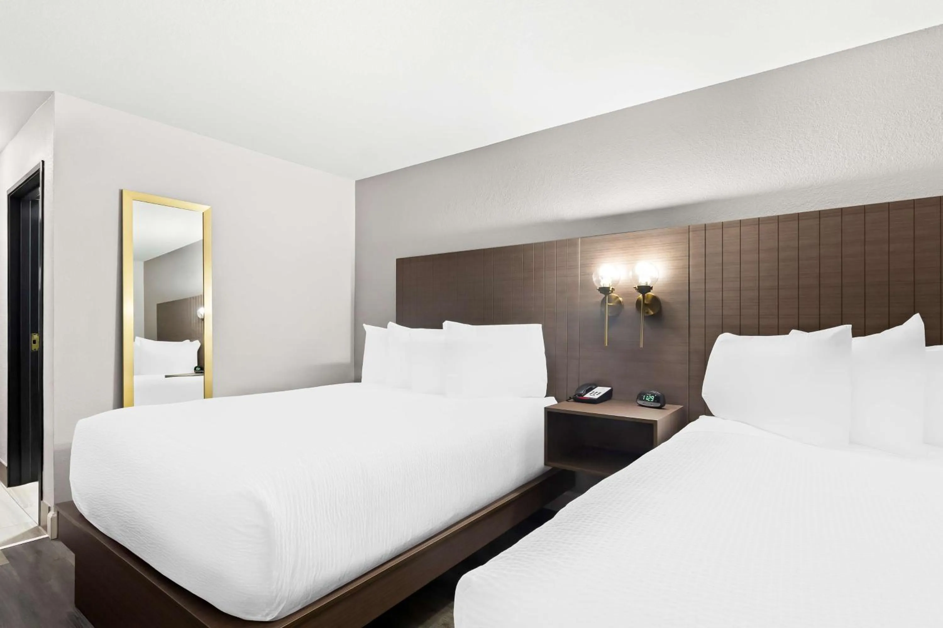 Bedroom, Bed in SureStay Hotel by Best Western Groves
