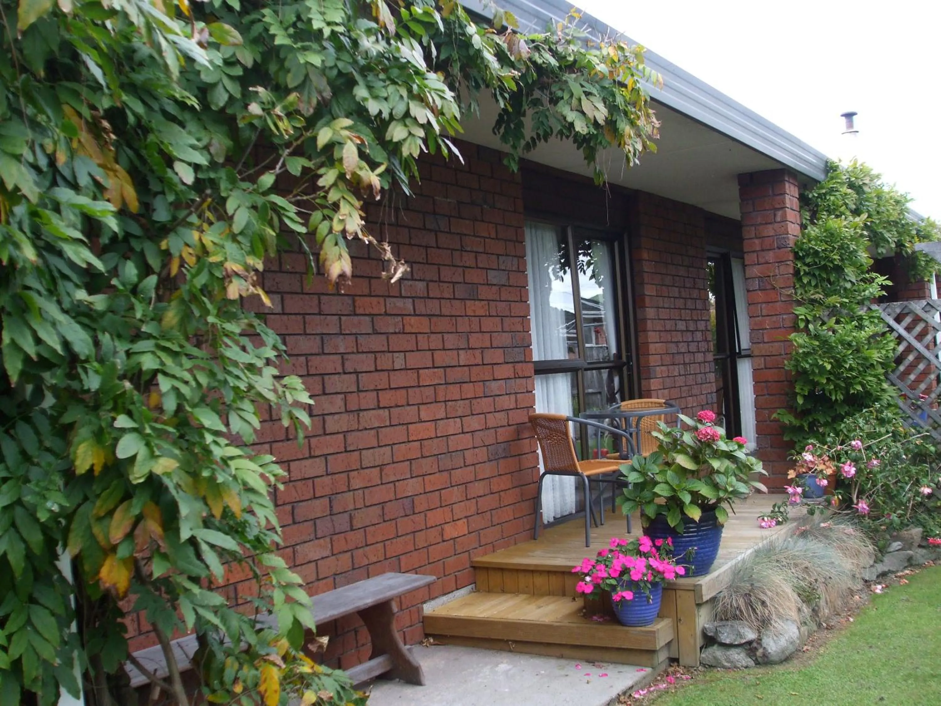 Facade/entrance in Havenlee Homestay