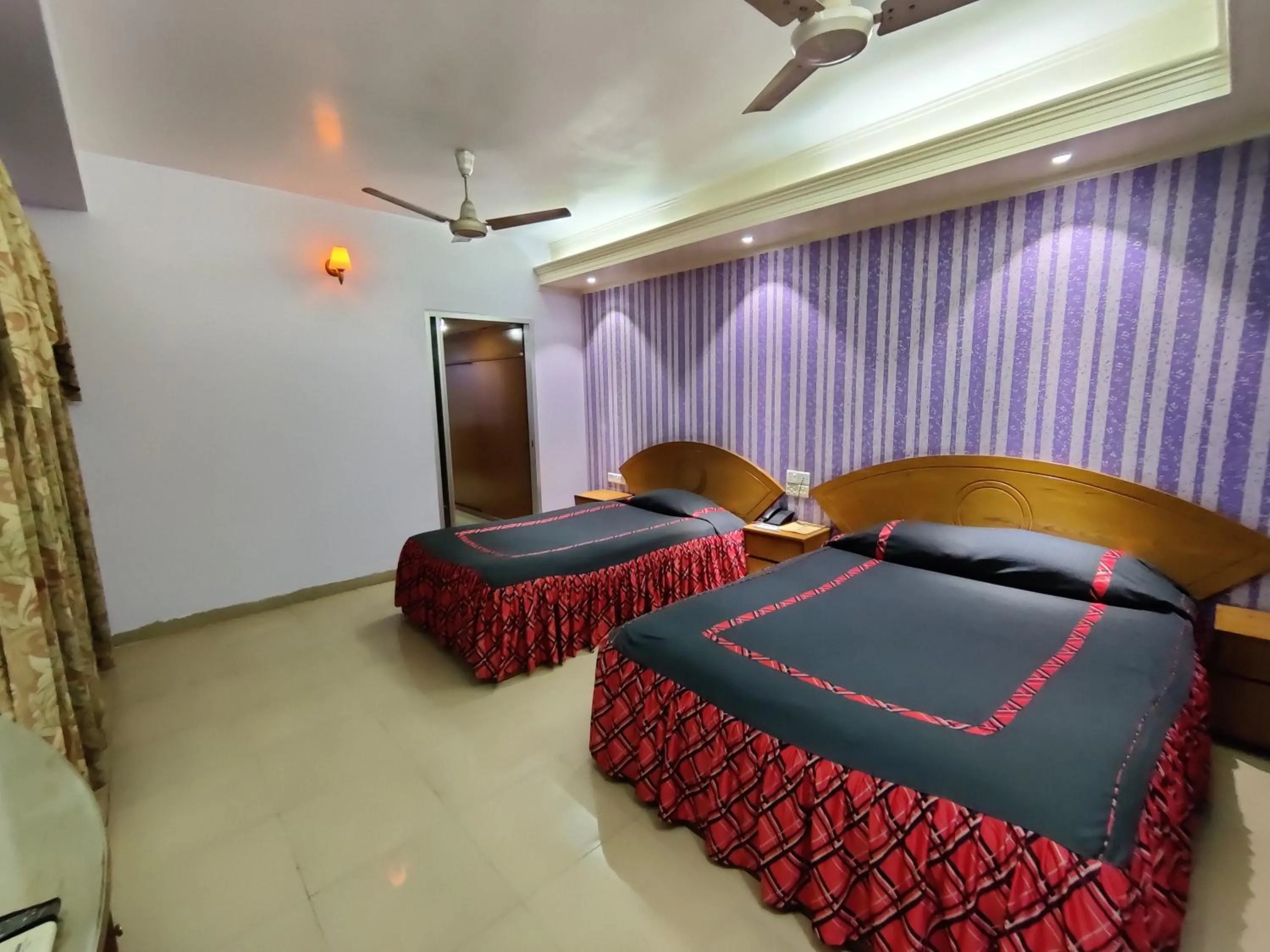 Asian SR Hotel