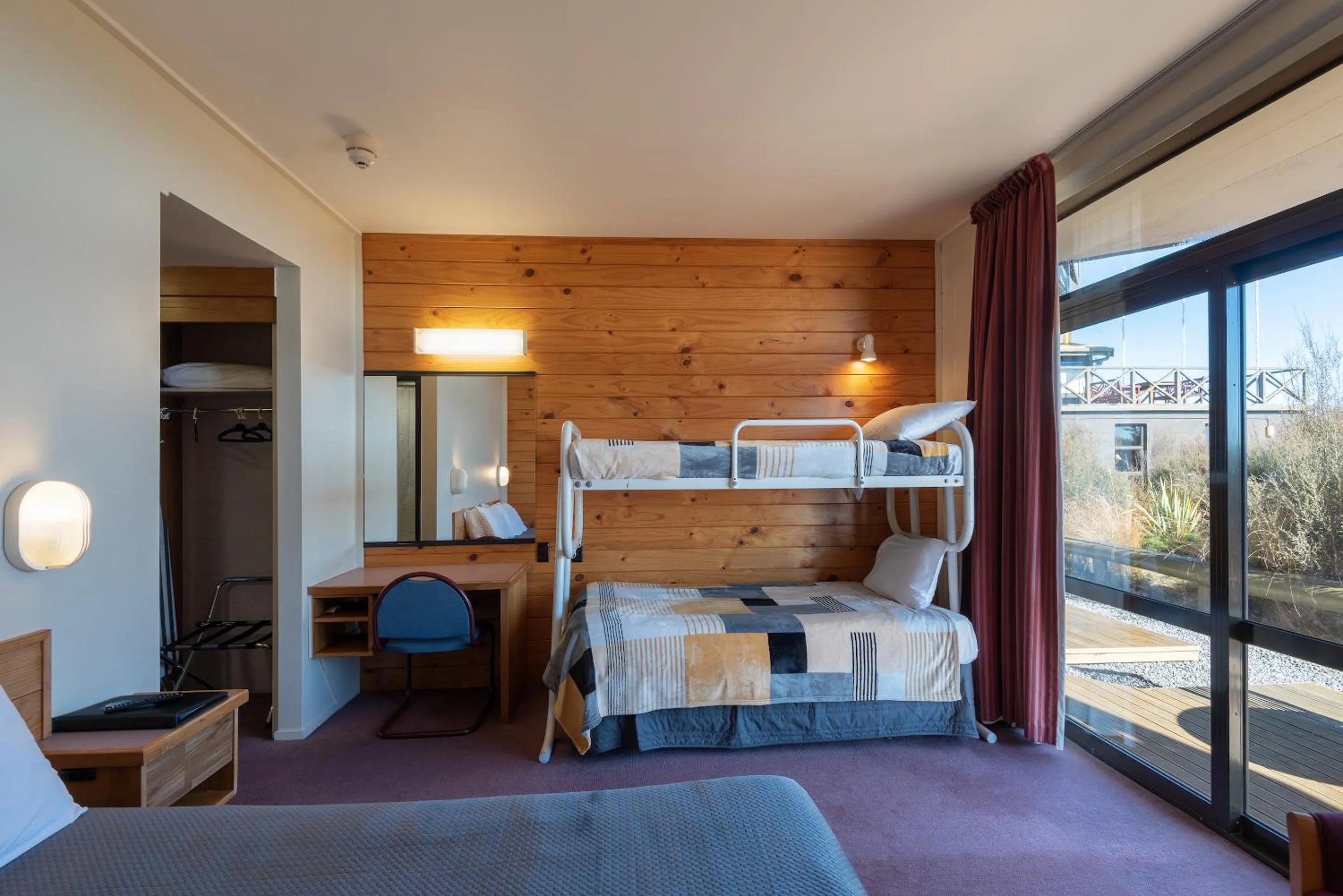 Bed in Skotel Alpine Resort