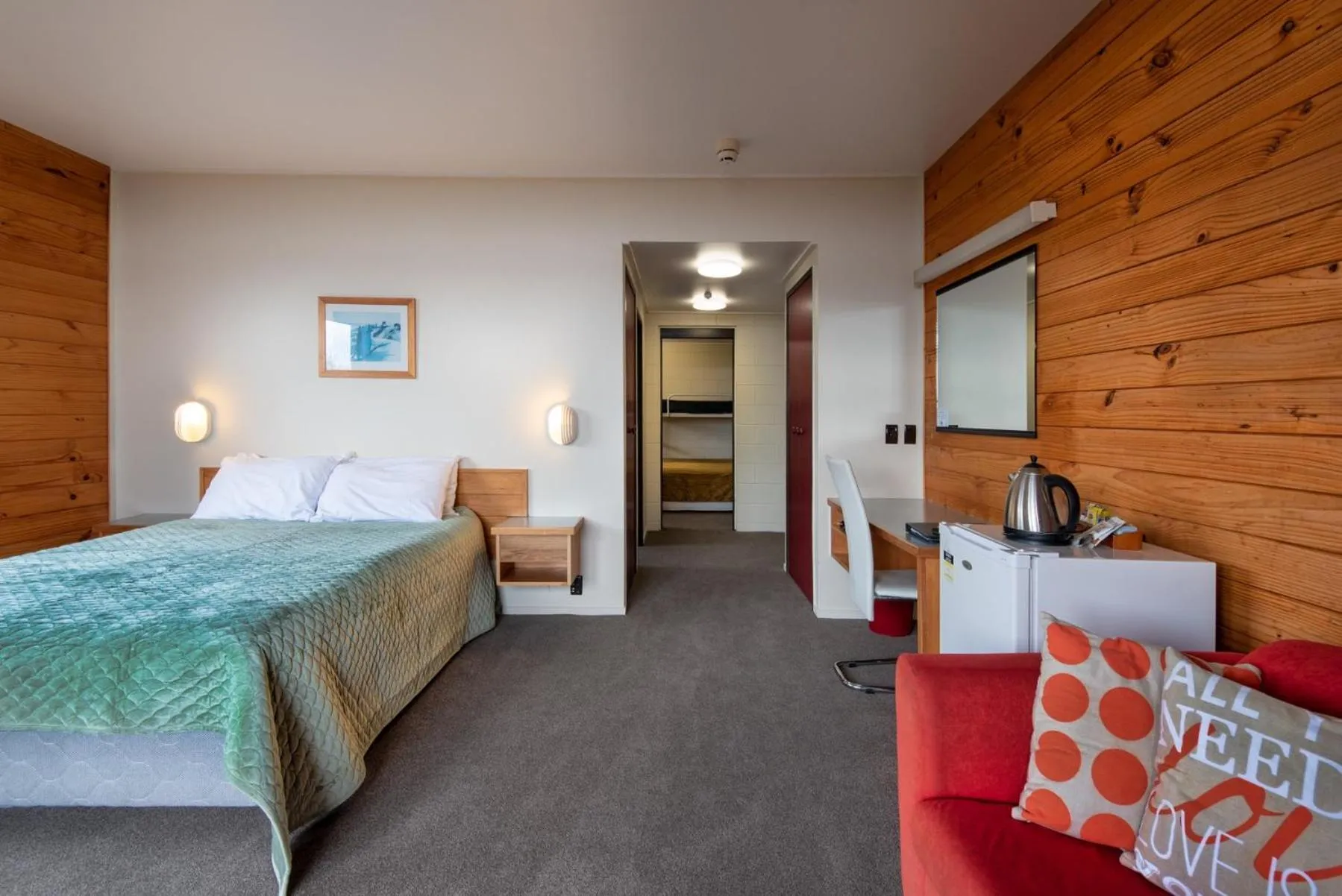 Bed in Skotel Alpine Resort