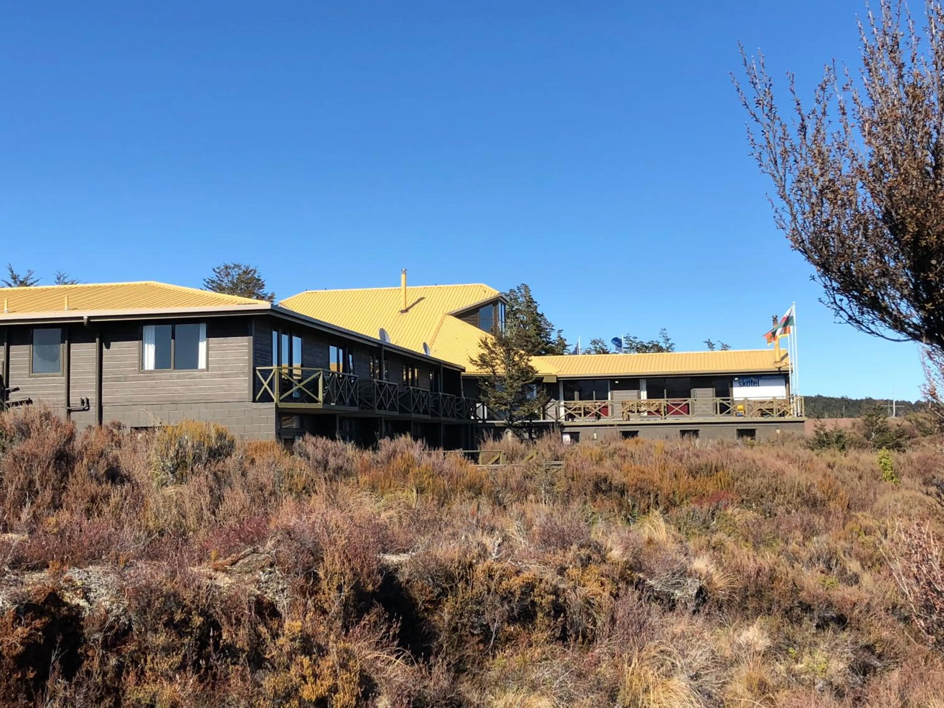 Property building in Skotel Alpine Resort