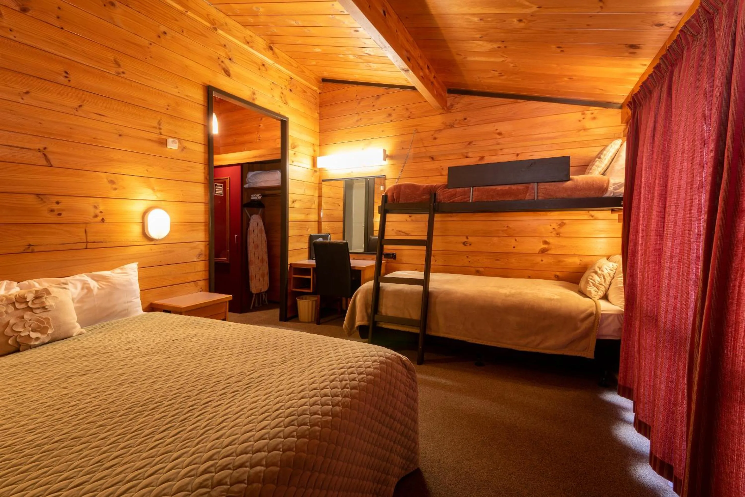 Bedroom, Bed in Skotel Alpine Resort