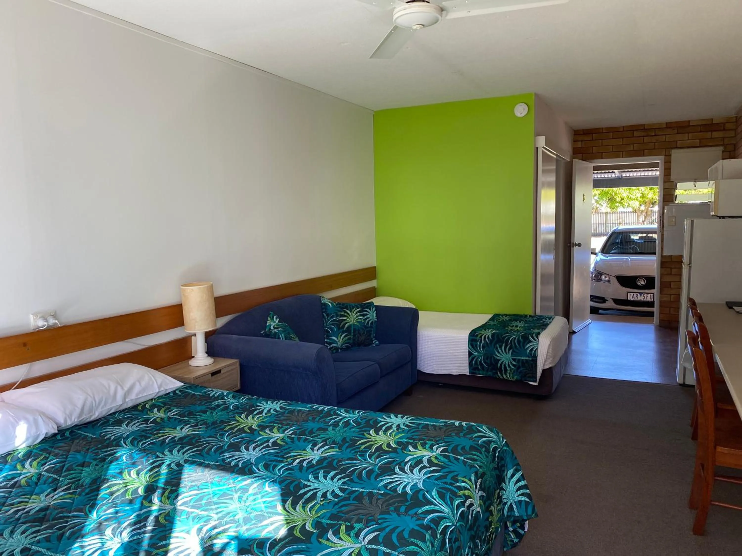 Shelly Beach Motel