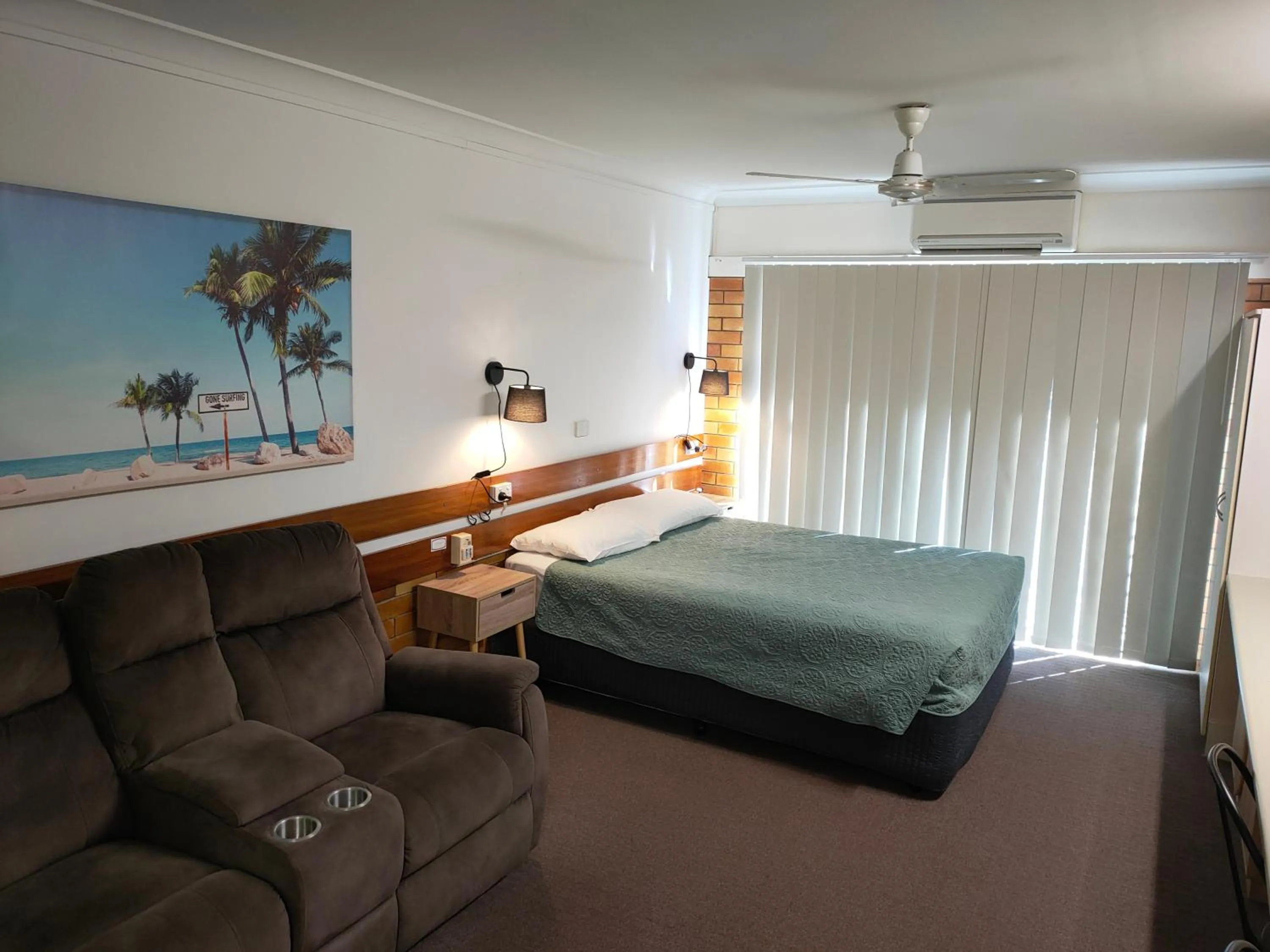 Shelly Beach Motel